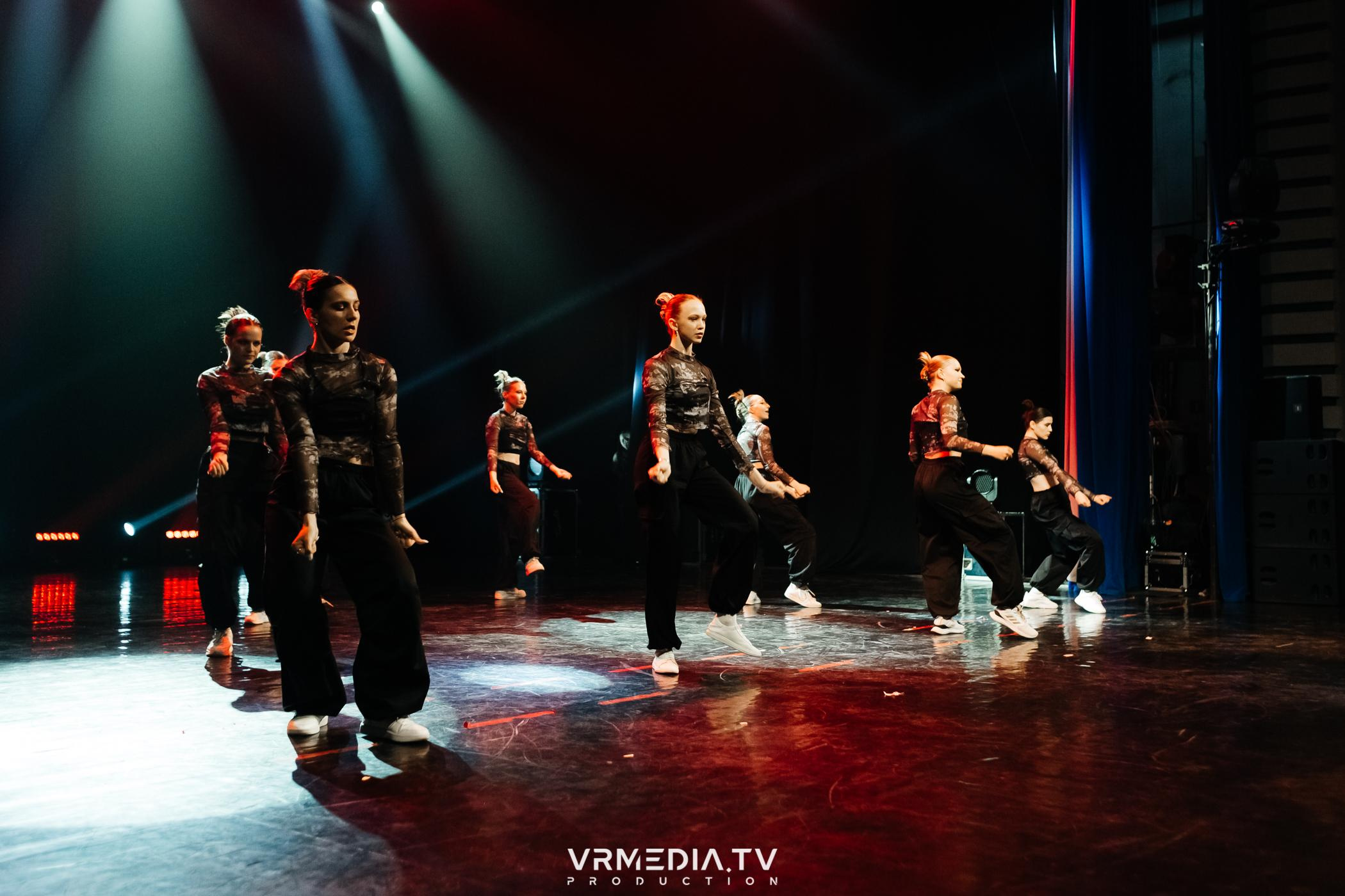 Пока все в доме