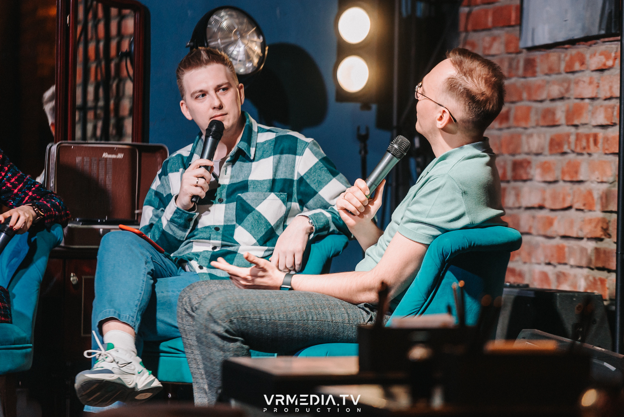 «ДАВАЙ ЧЕСТНО?» в баре-рюмочной «ТОЛК»