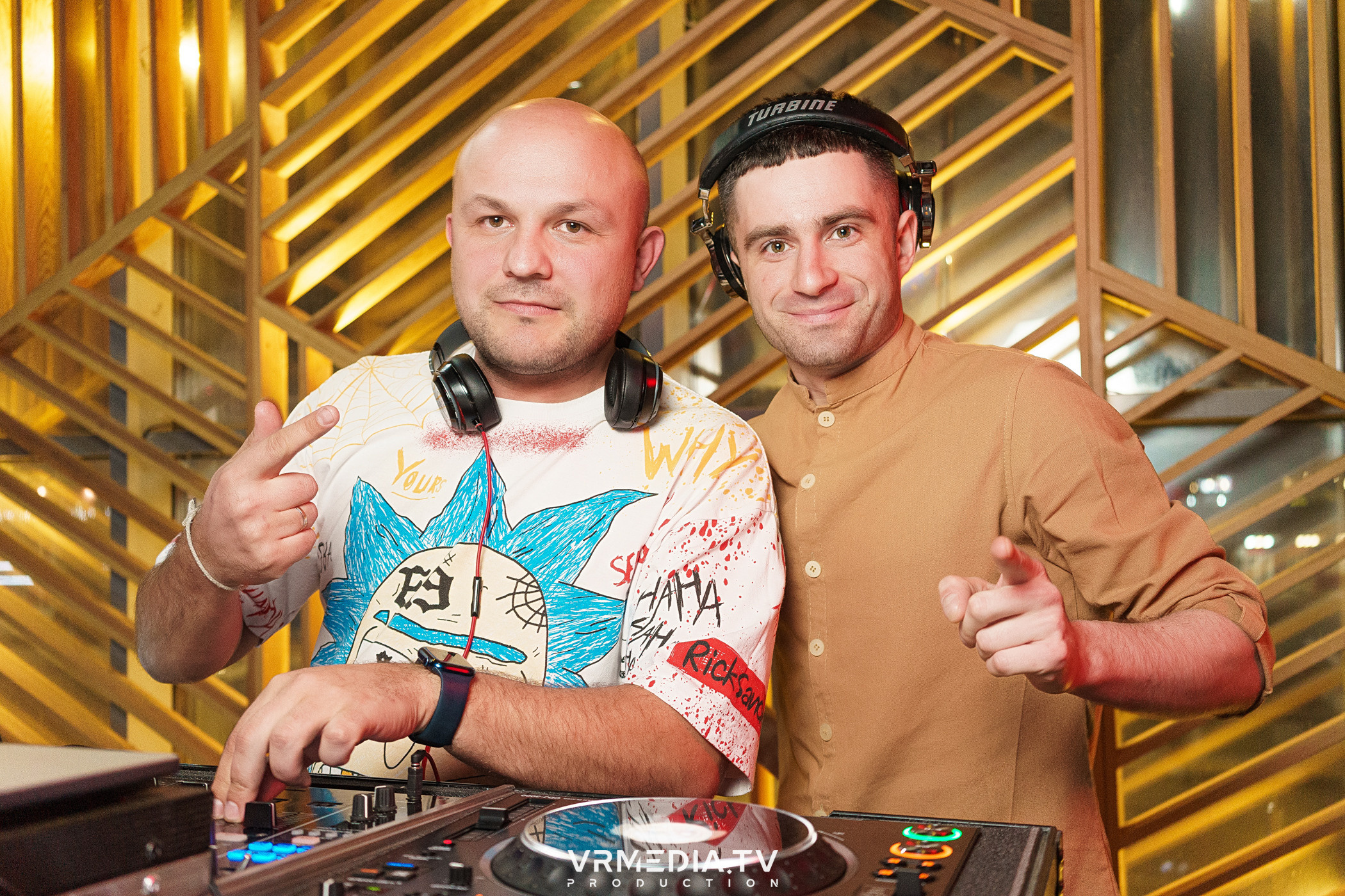 Выходные в баре «DOSKI»