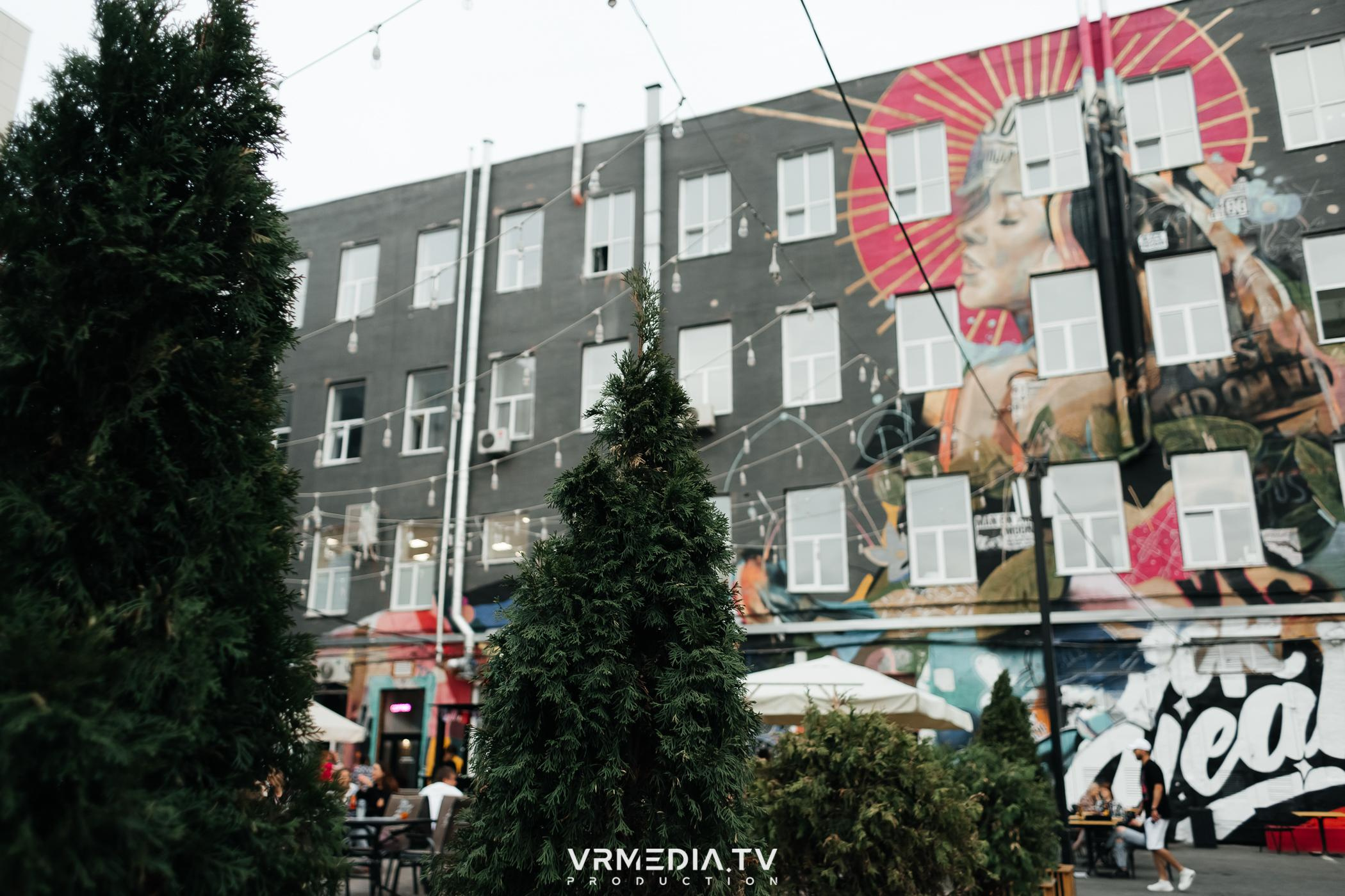 Открытие летнего сезона 2023 в культурном пространстве «Редакция»