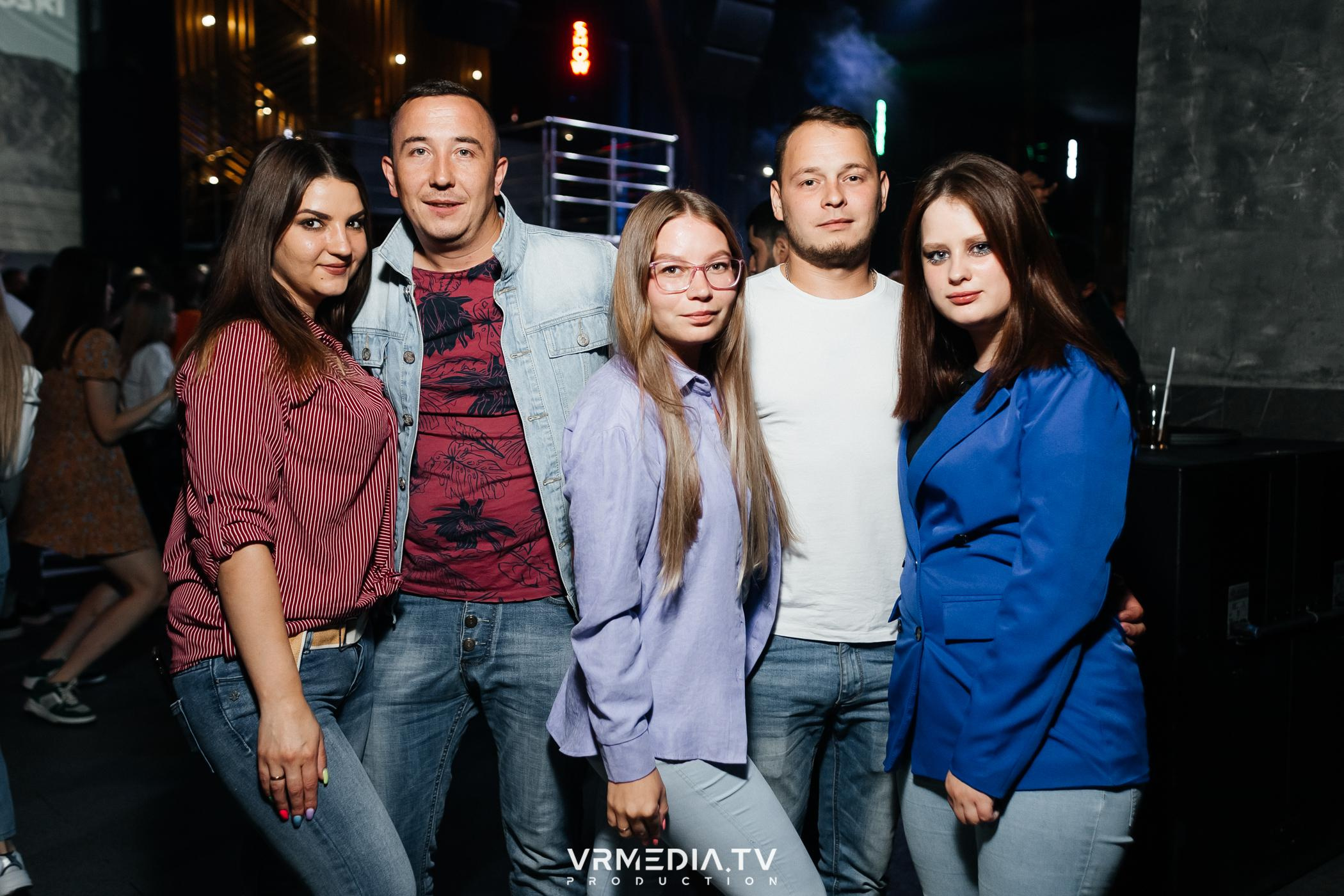 Выходные в баре «DOSKI»