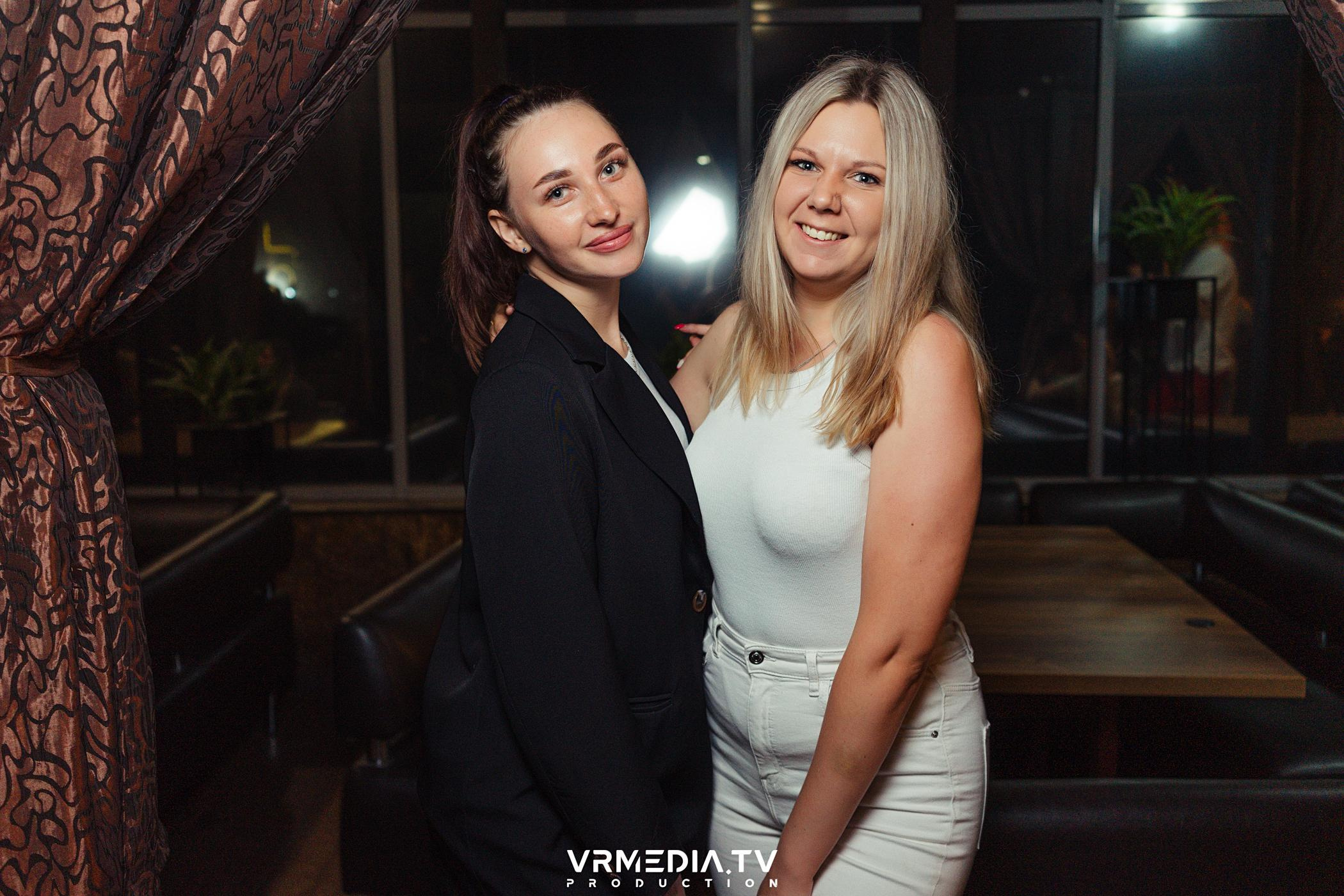 Выходные в баре «DOSKI»