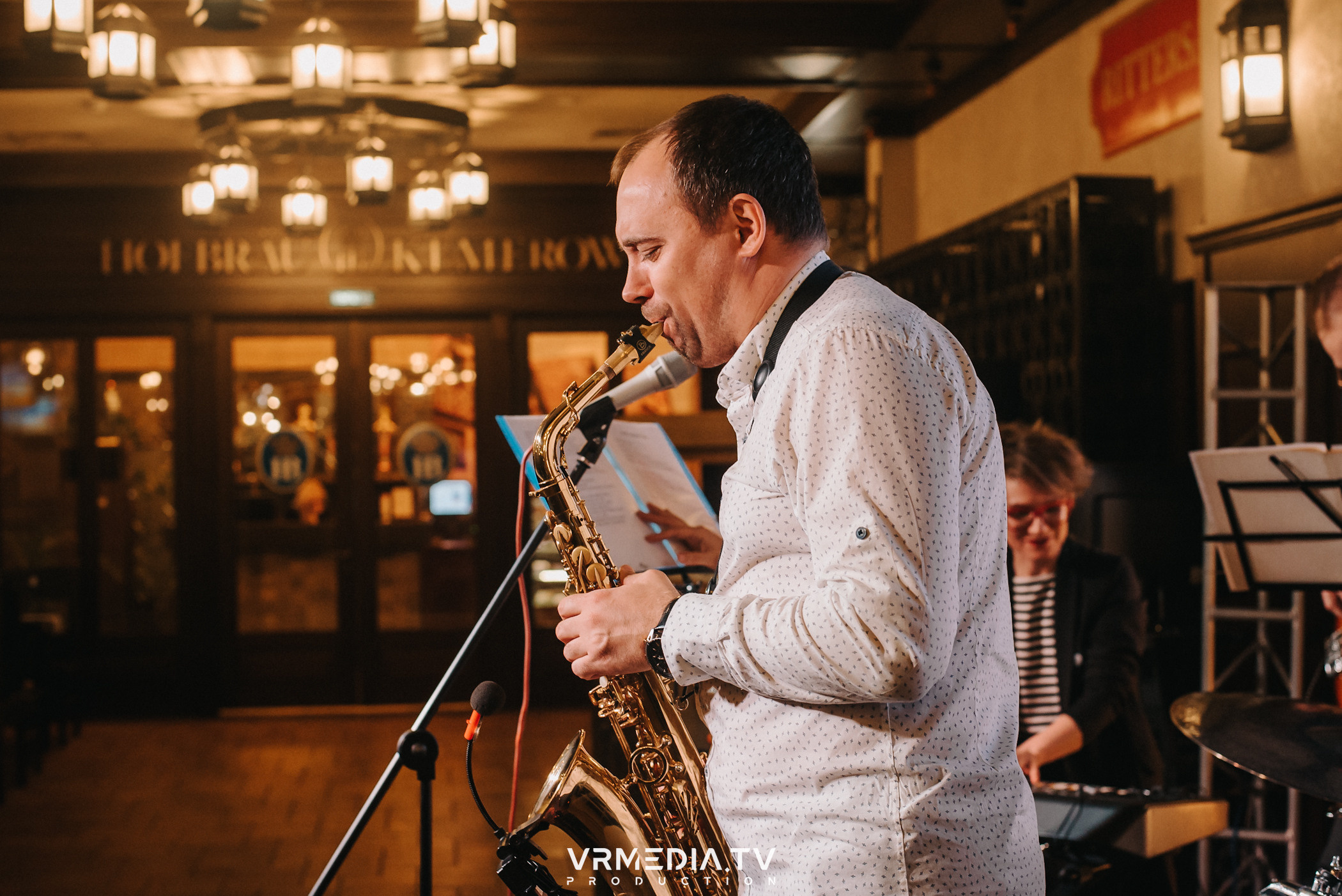 Джазовая среда: Лариса Вансию