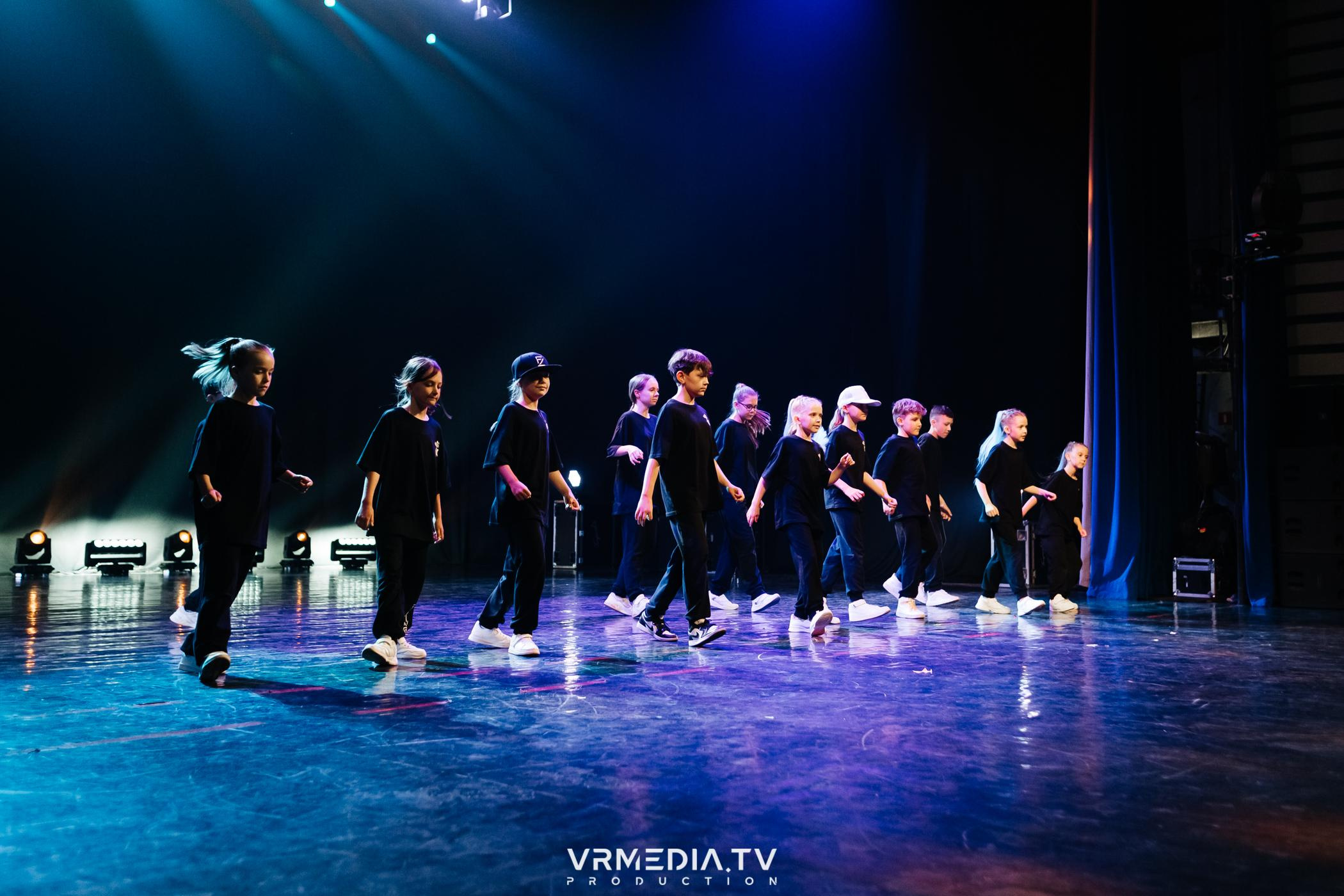 Пока все в доме