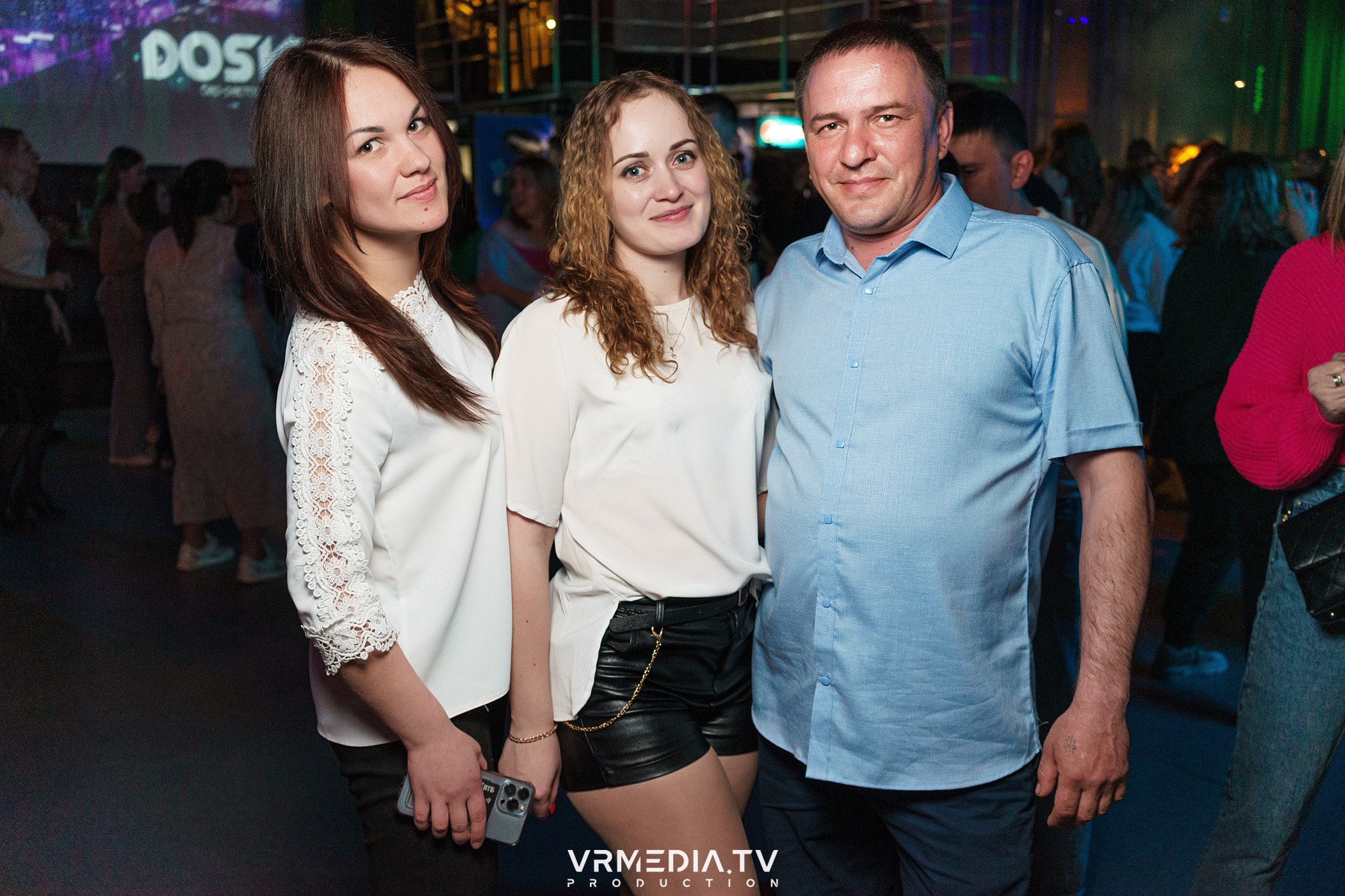 Выходные в баре «DOSKI»