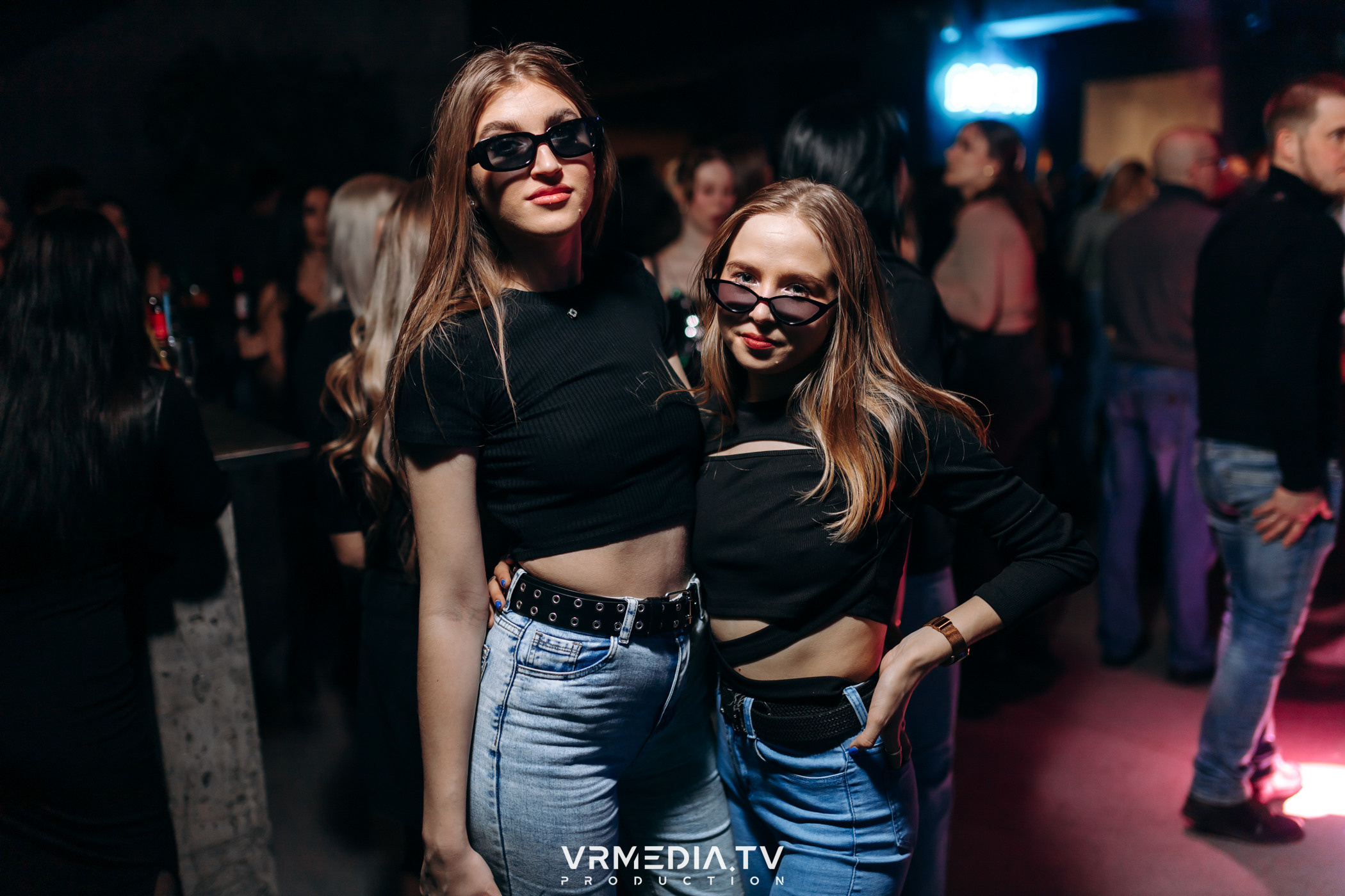 Выходные в баре «DOSKI»