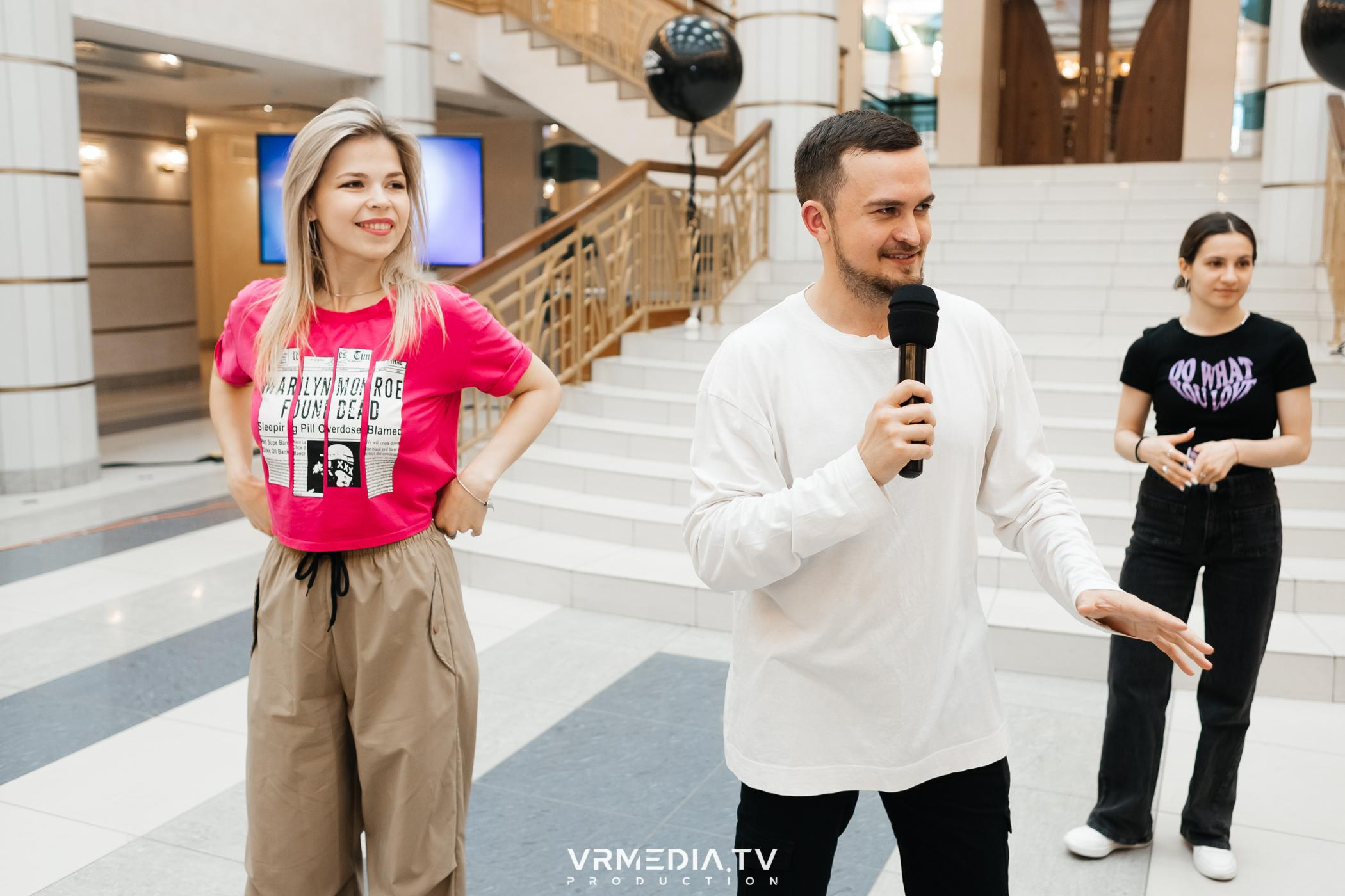 Пока все в доме