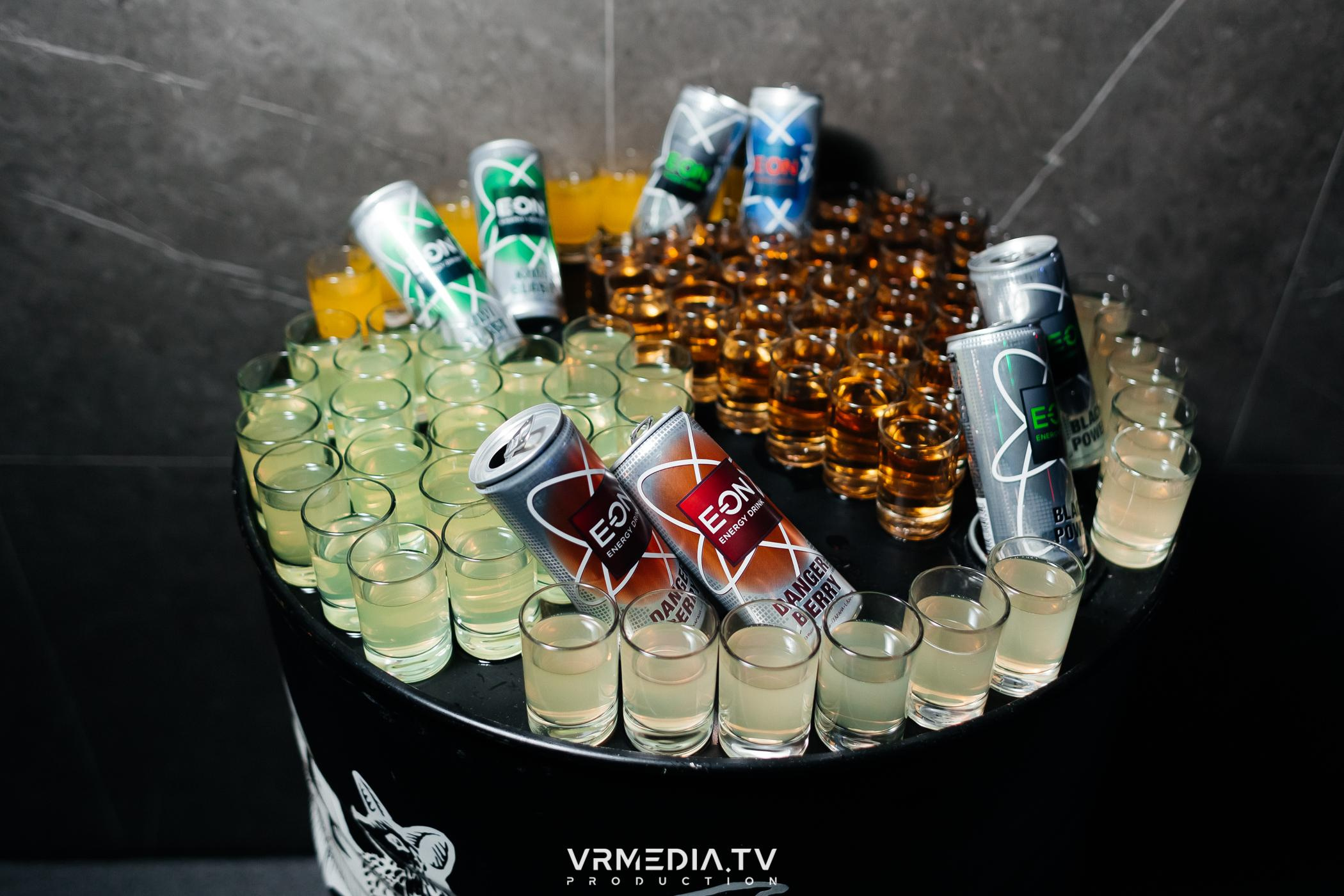 Выходные в баре «DOSKI»