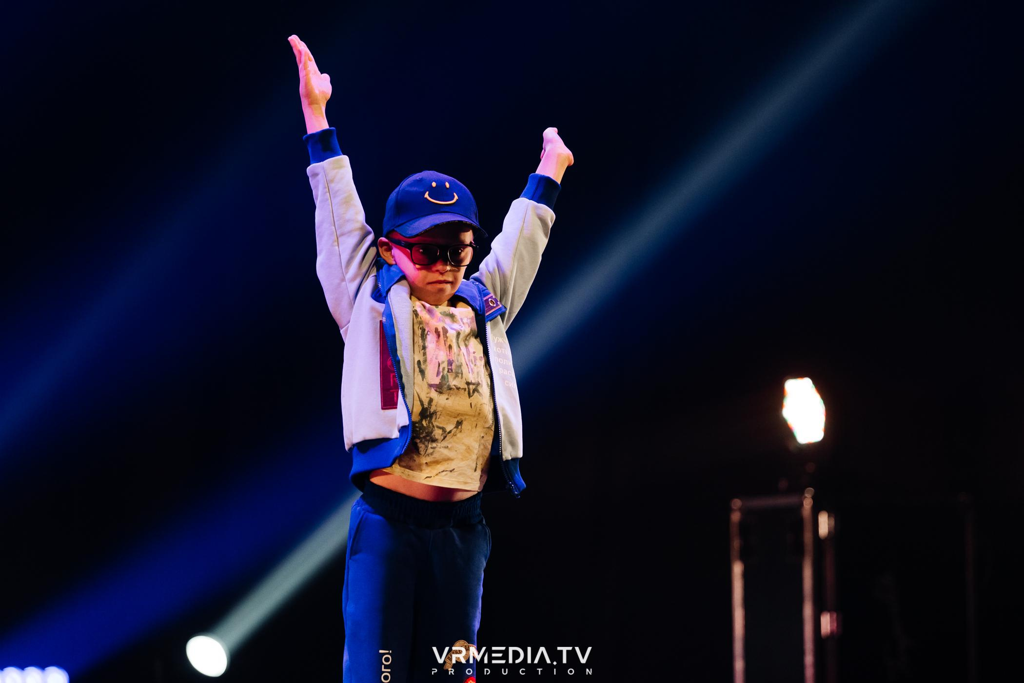 Пока все в доме