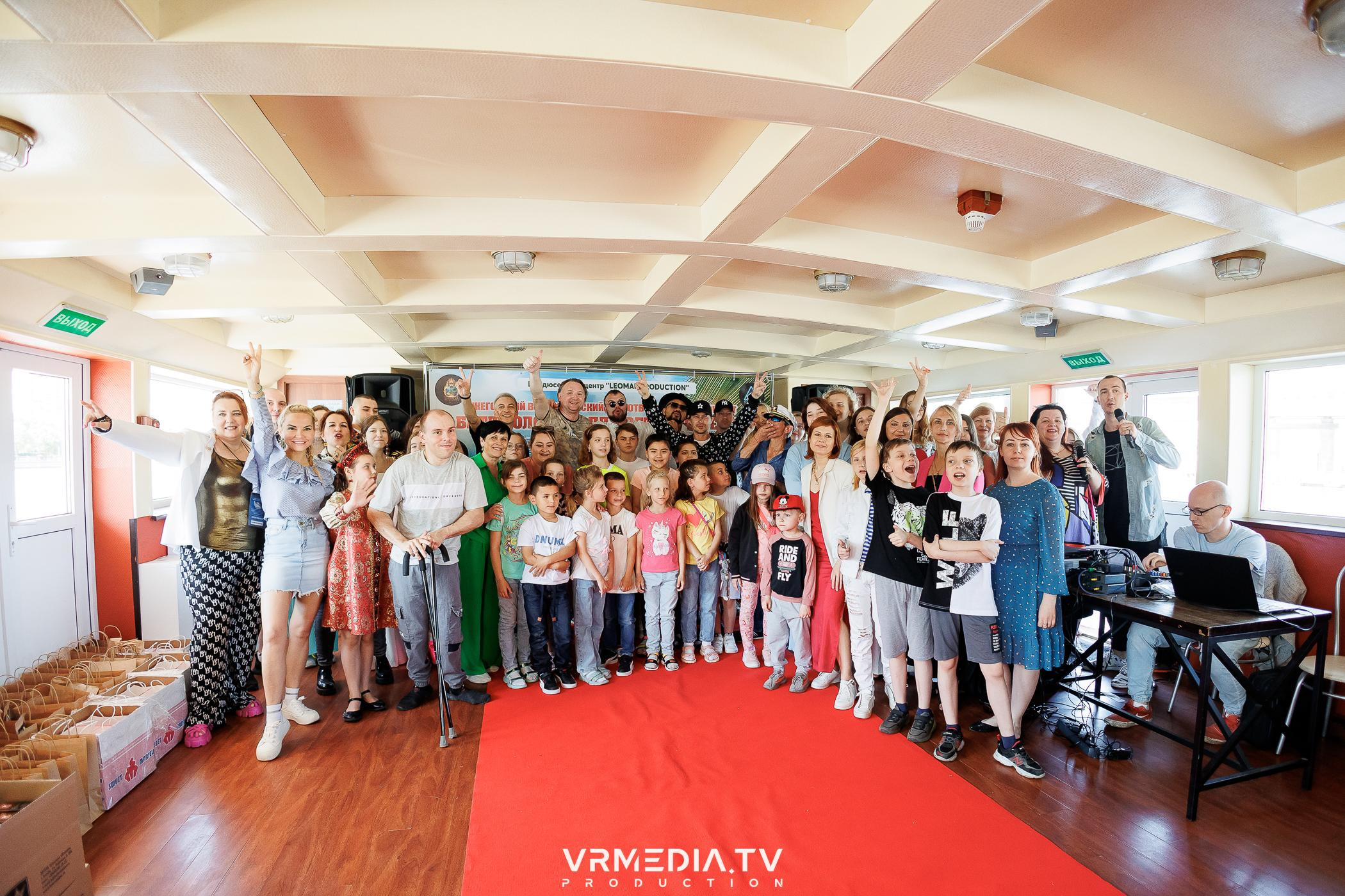 LEOMAR PRODUCTION: 8 БЛАГОТВОРИТЕЛЬНЫЙ КОНЦЕРТ «БАТЛ ГОЛОСОВ-ПЛЫВЕТ П