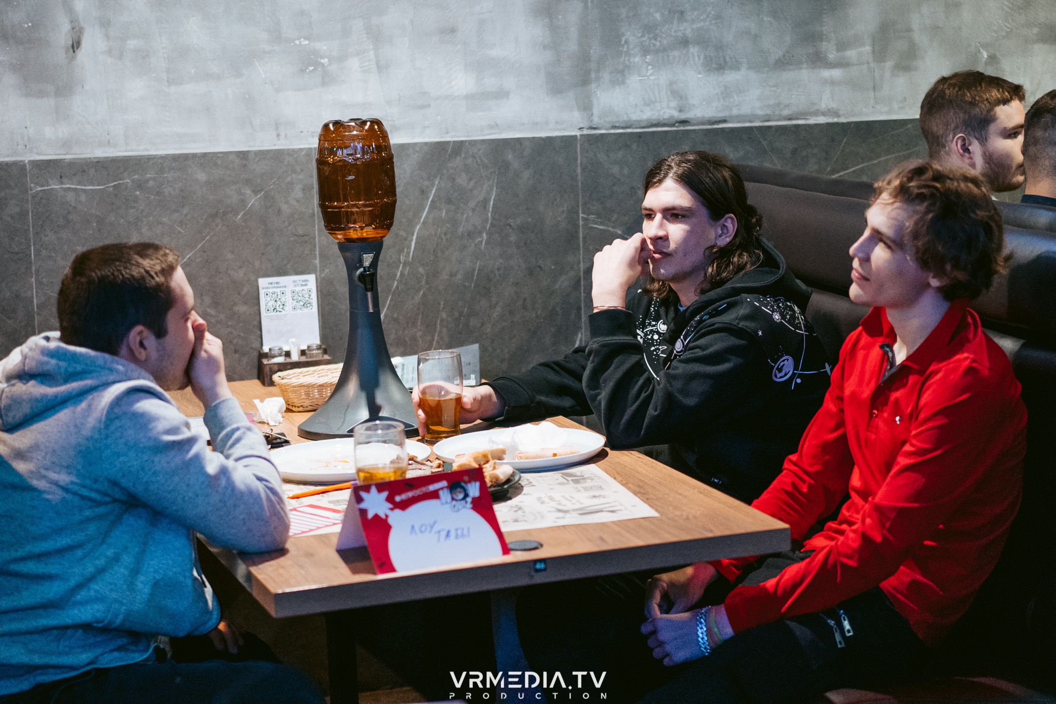 WoW QuiZ в баре «DOSKI»