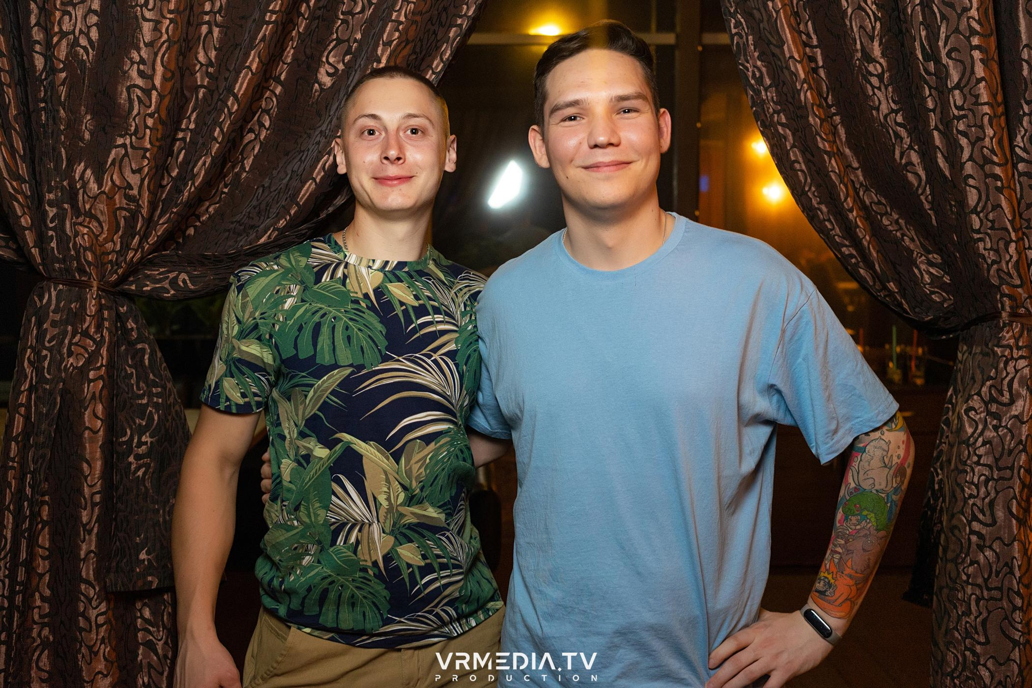 Выходные в баре «DOSKI»