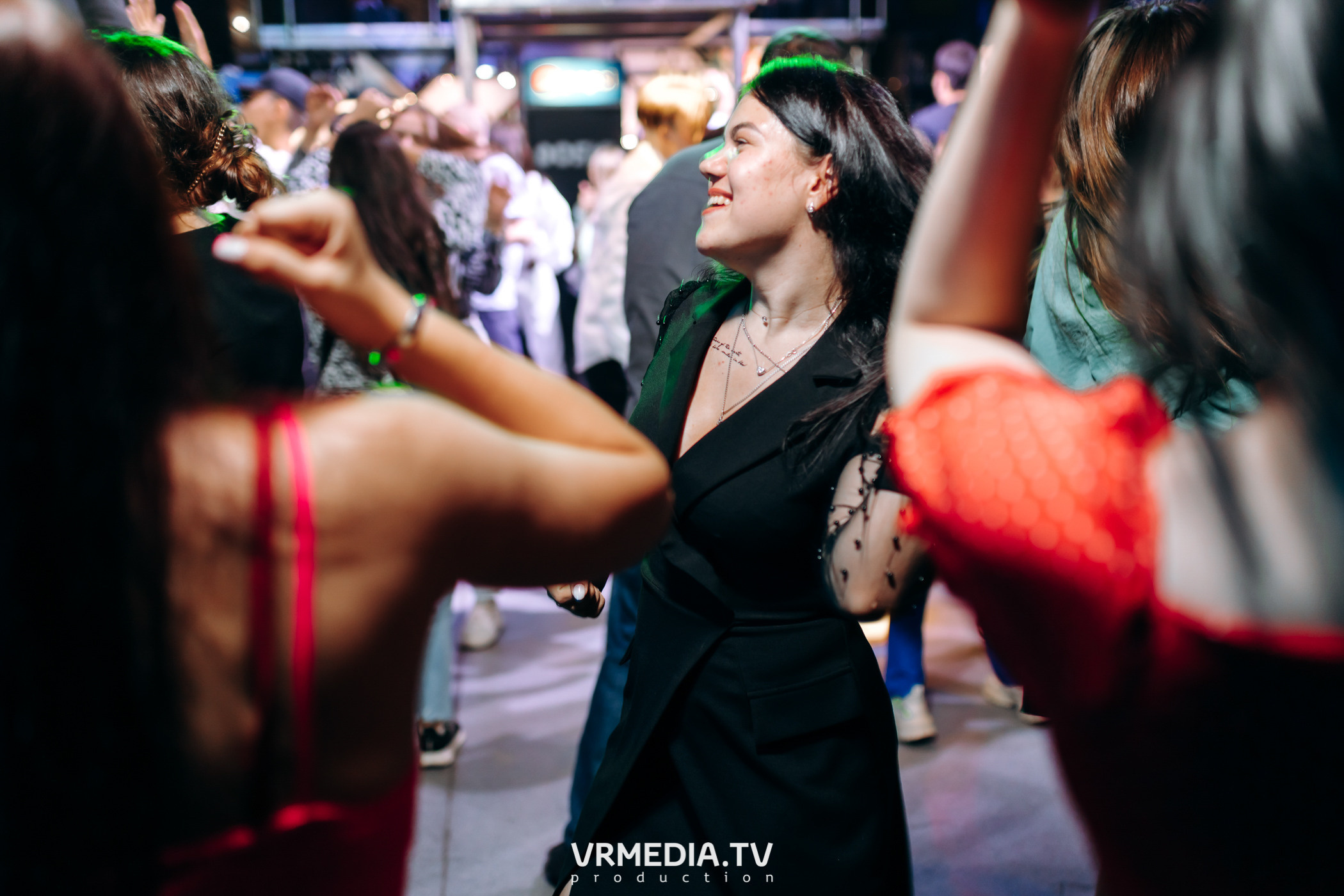 Выходные в баре «DOSKI»