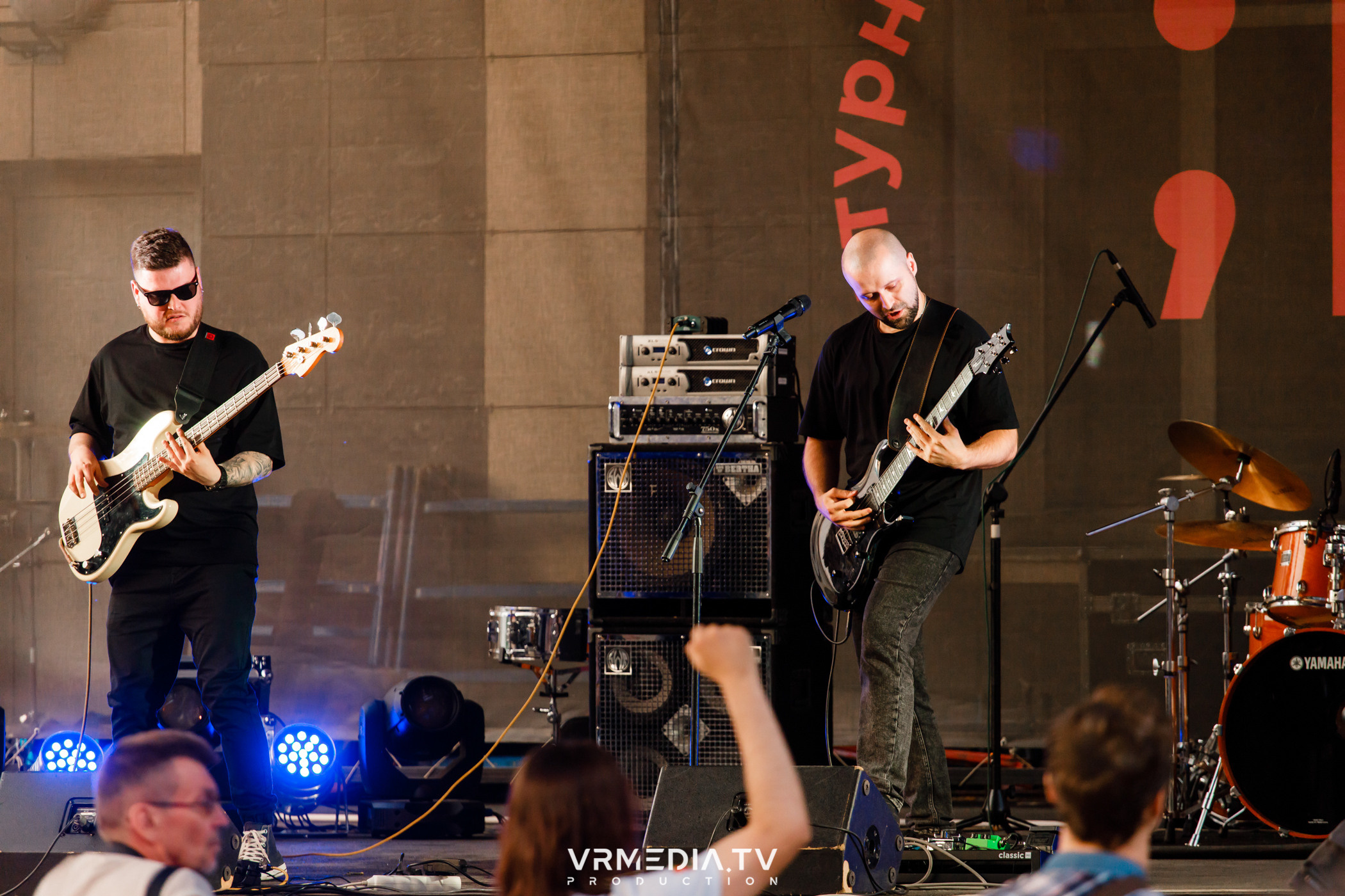 XVIII открытый городской рок-фестиваль «Над землёй» в культурном прост