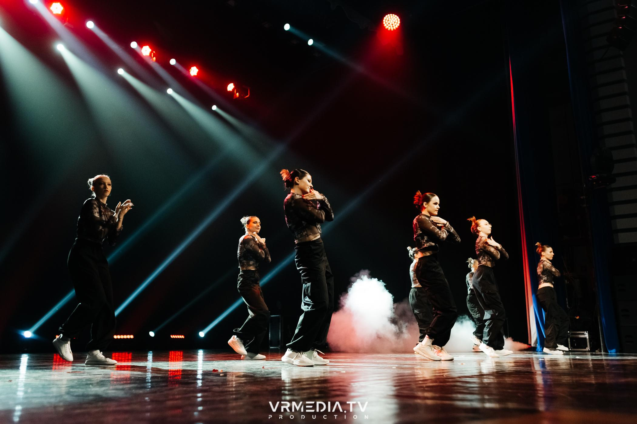 Пока все в доме