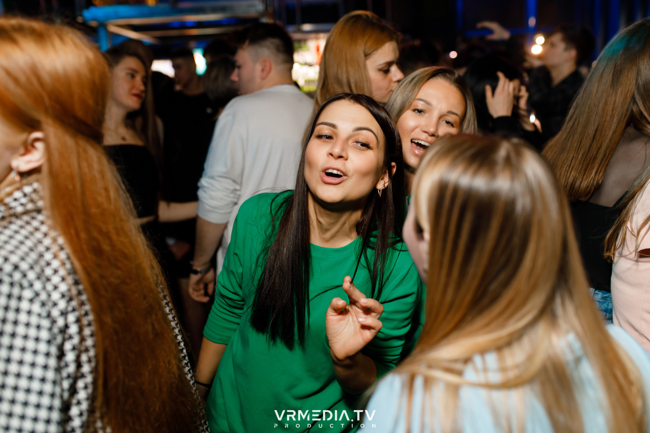 Выходные в баре «DOSKI»