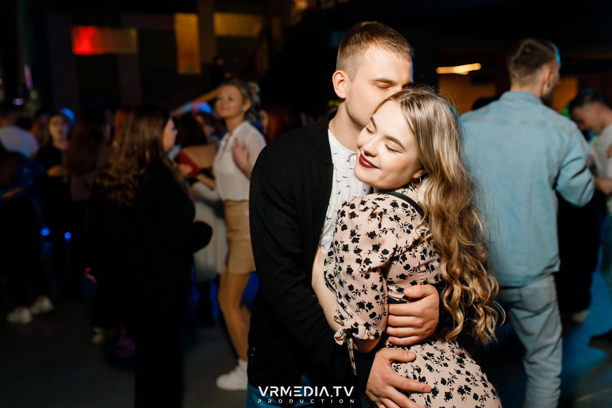 Выходные в баре «DOSKI»