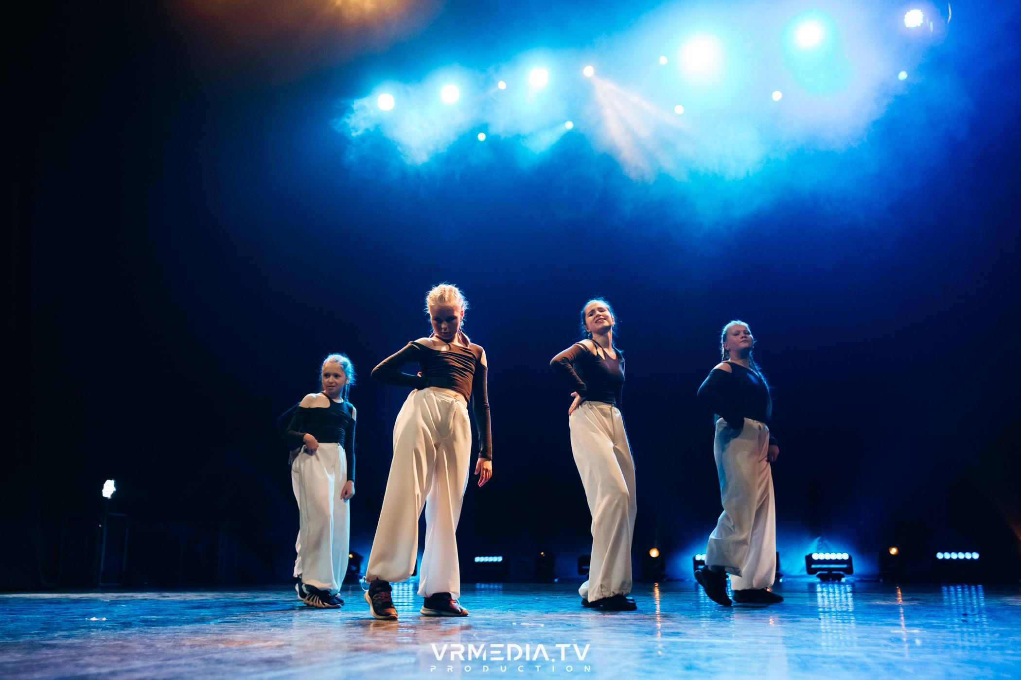 Пока все в доме