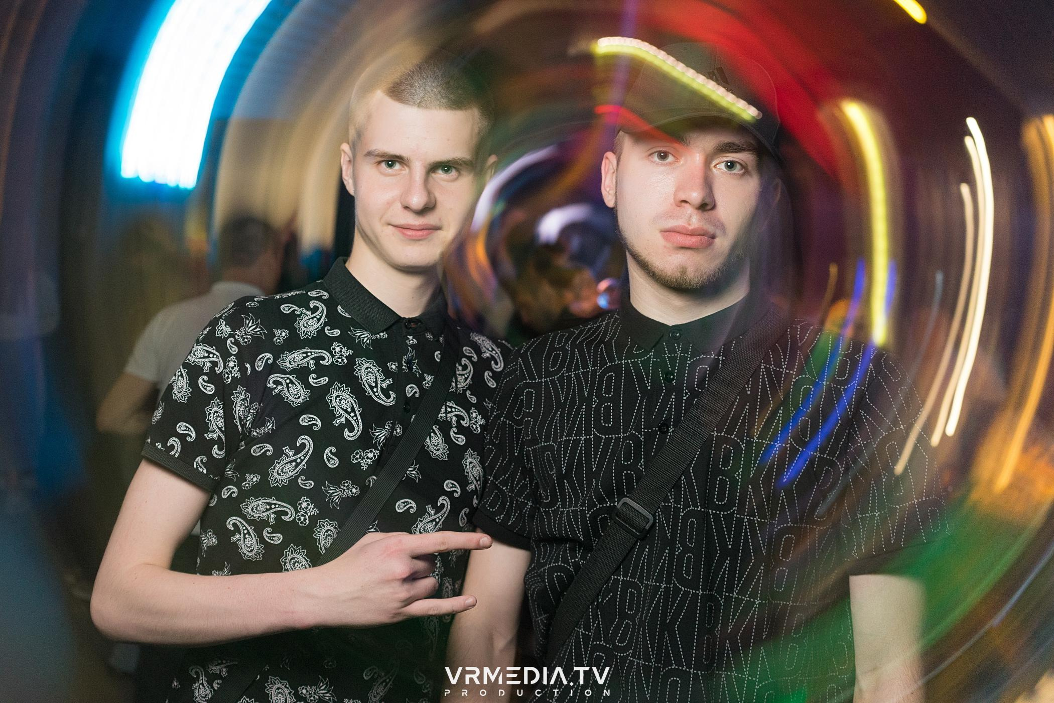 Выходные в баре «DOSKI»