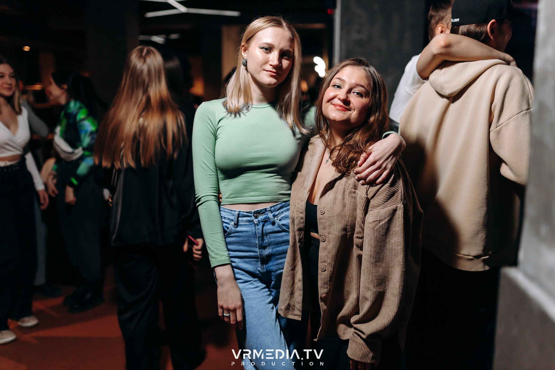 Выходные в баре «DOSKI»