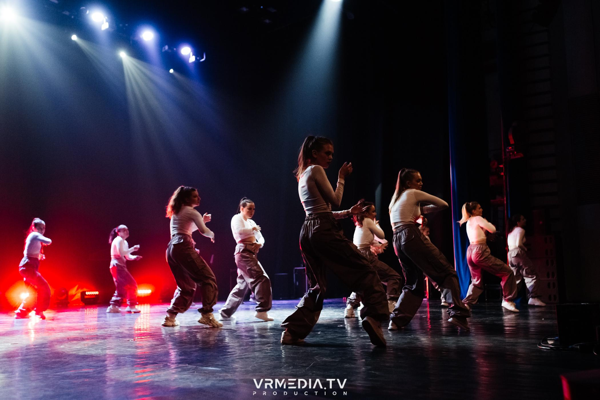 Пока все в доме