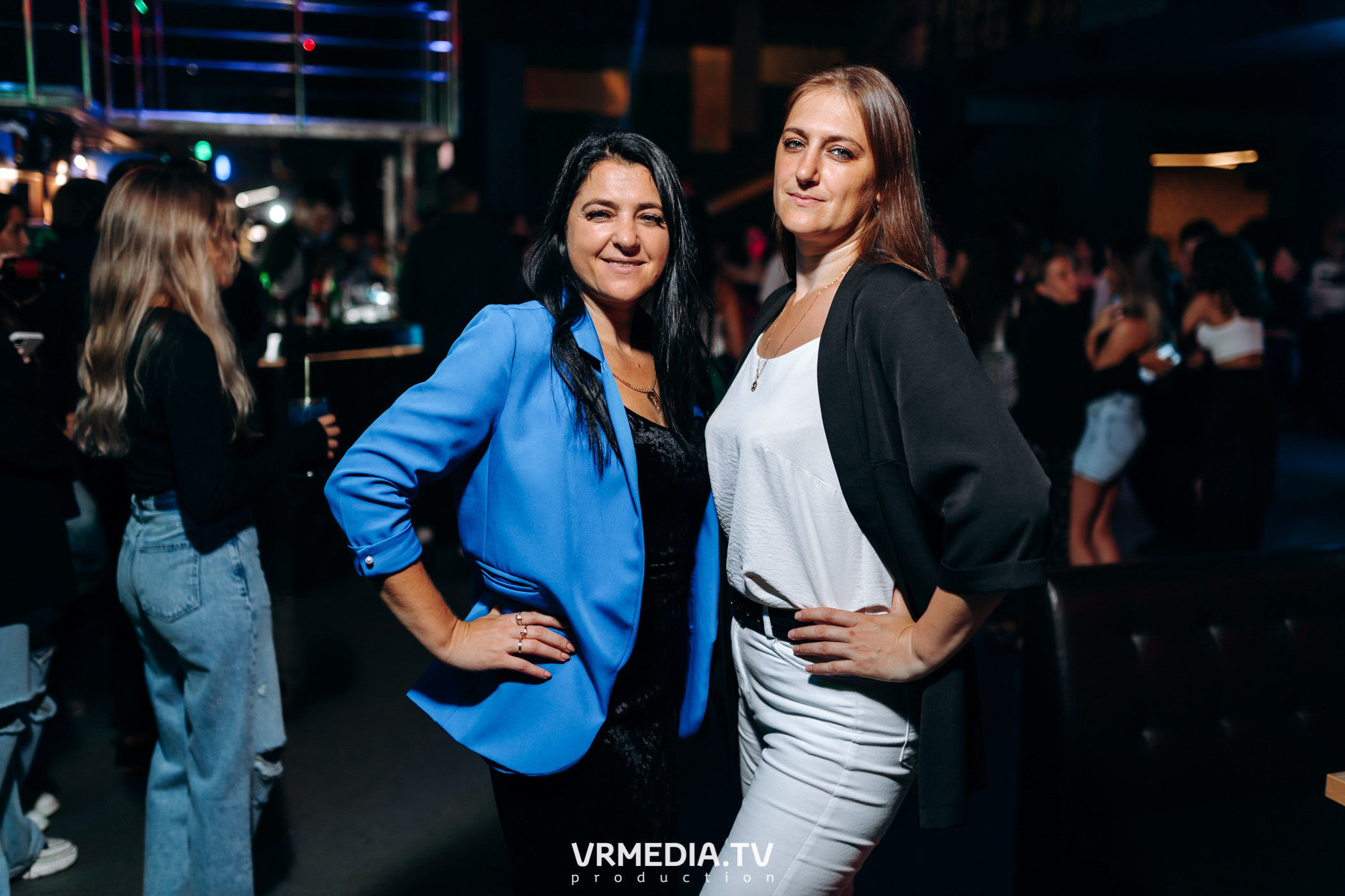 Выходные в баре «DOSKI»