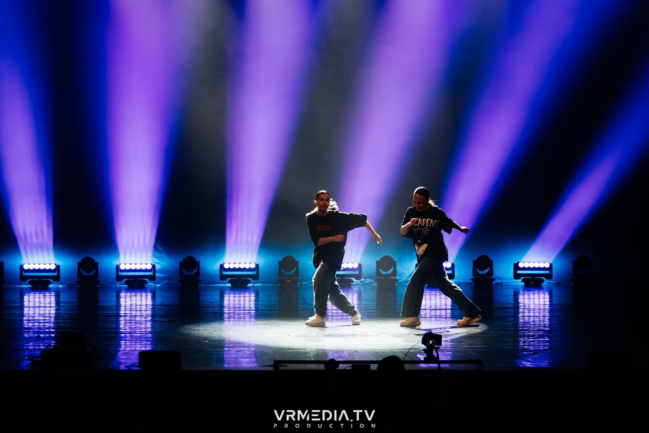 Пока все в доме