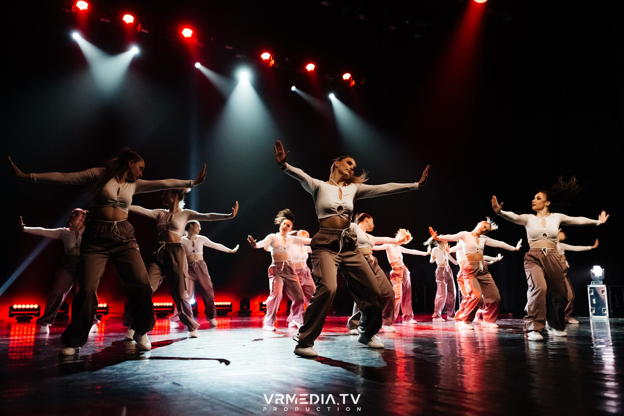 Пока все в доме