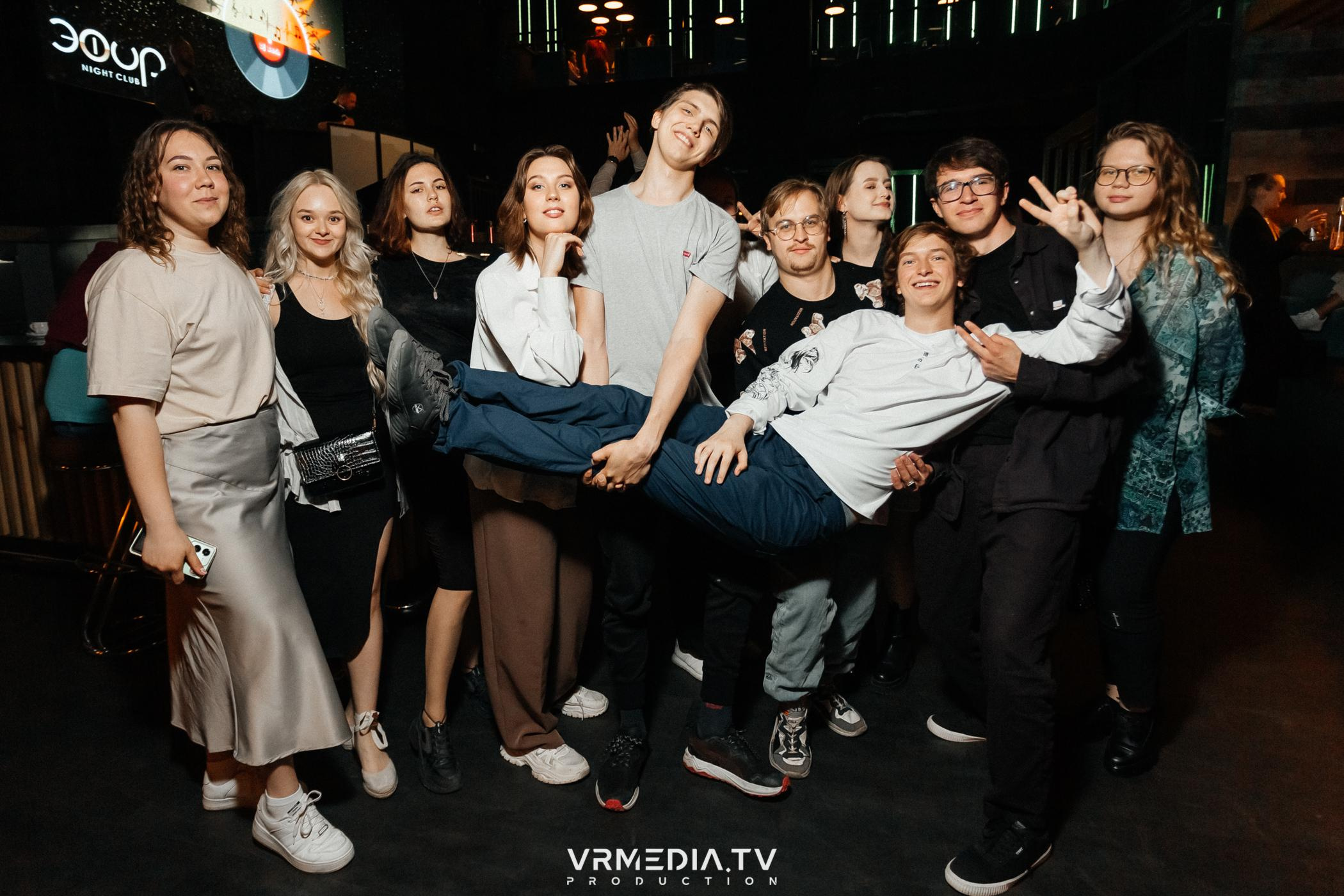 Выпускной школы диджеинга «Атмосфера»