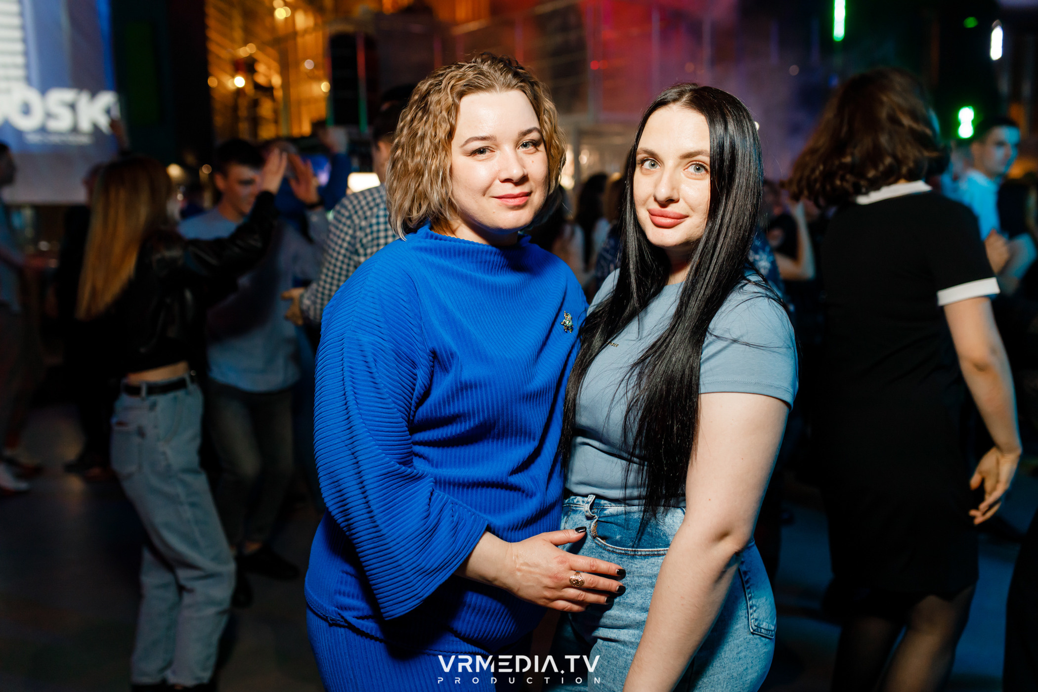 Выходные в баре «DOSKI»