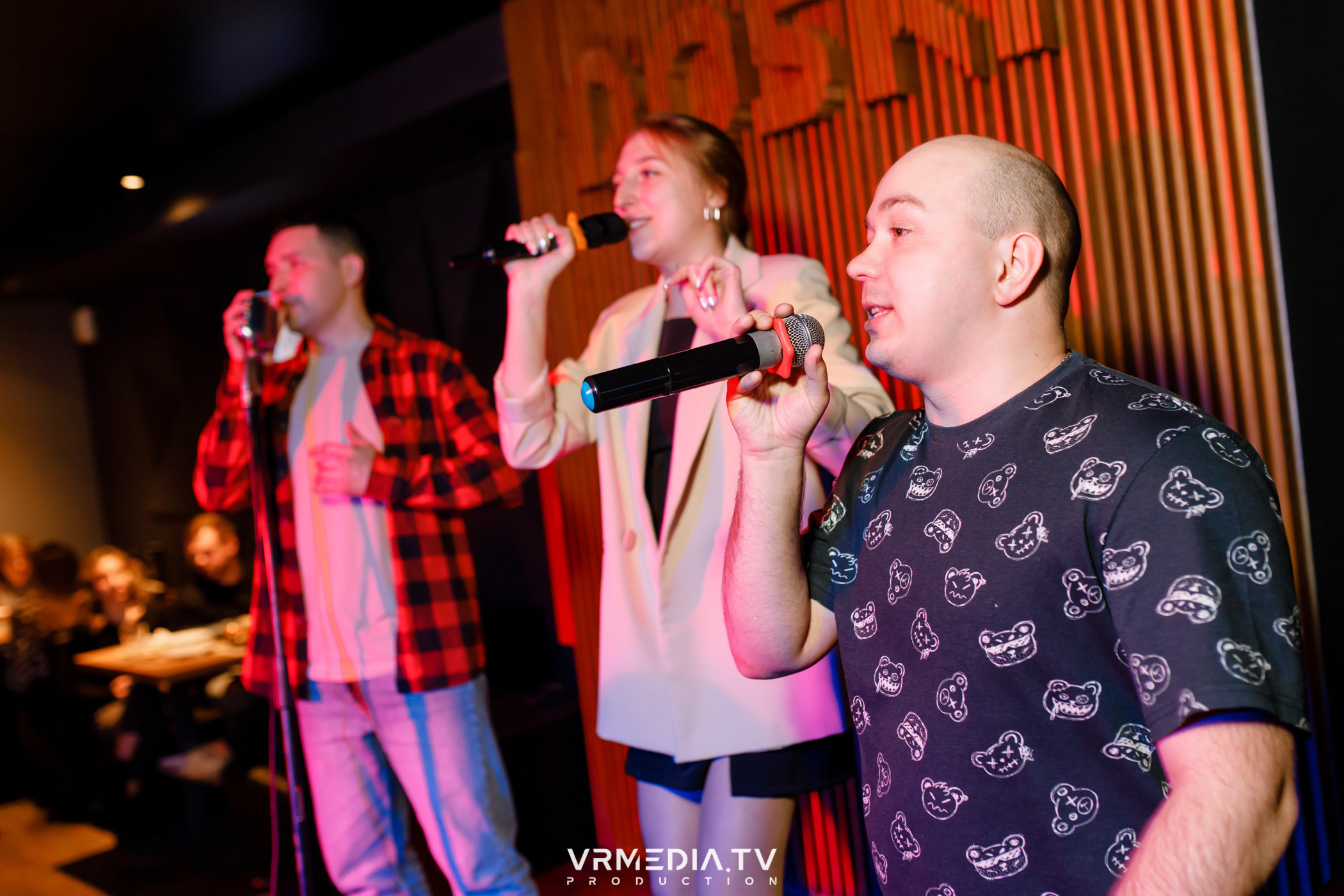 Выходные в баре «DOSKI»