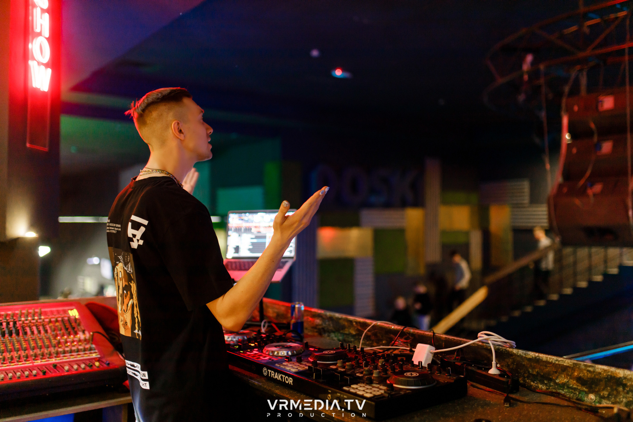 Выходные в баре «DOSKI»