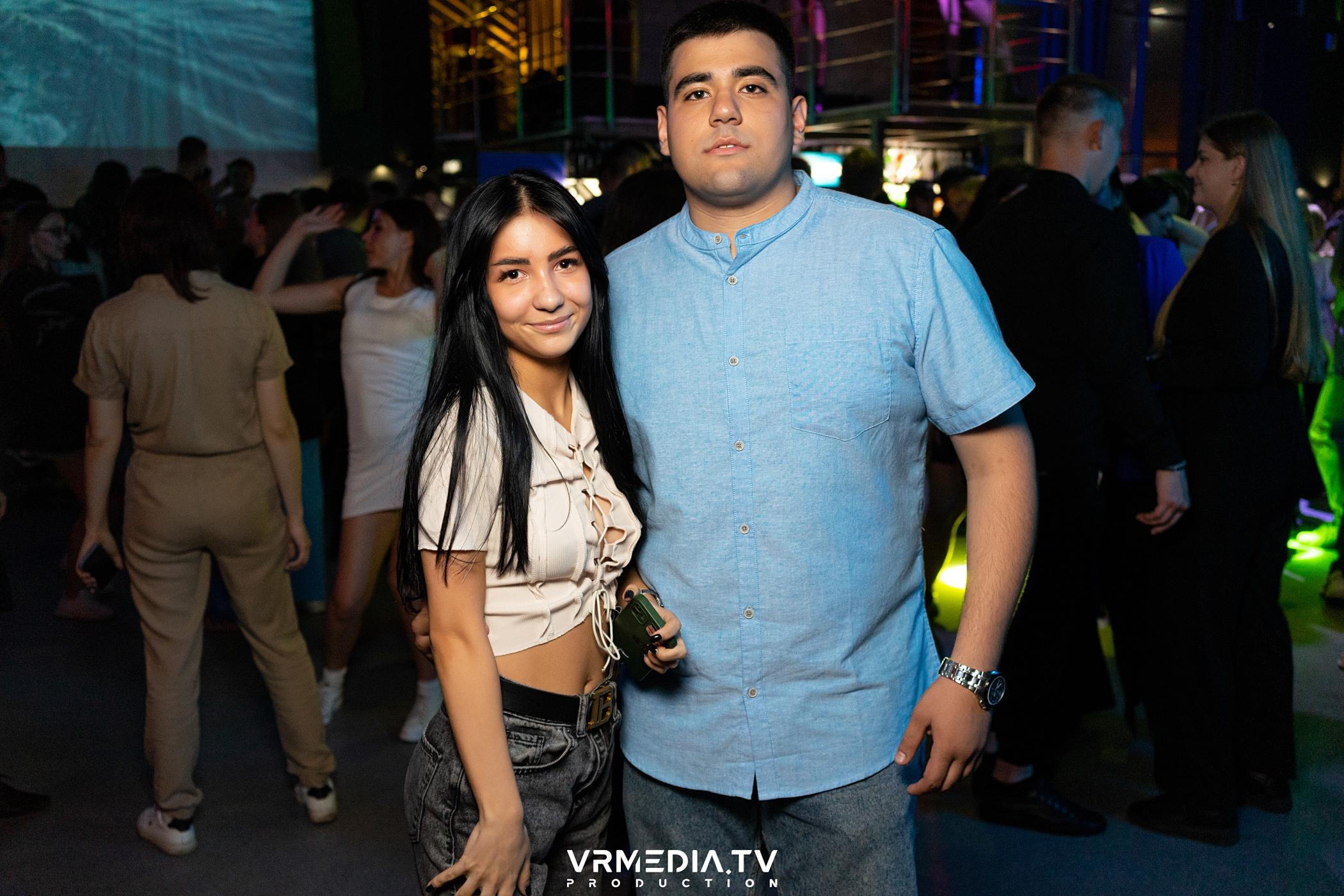 Выходные в баре «DOSKI»