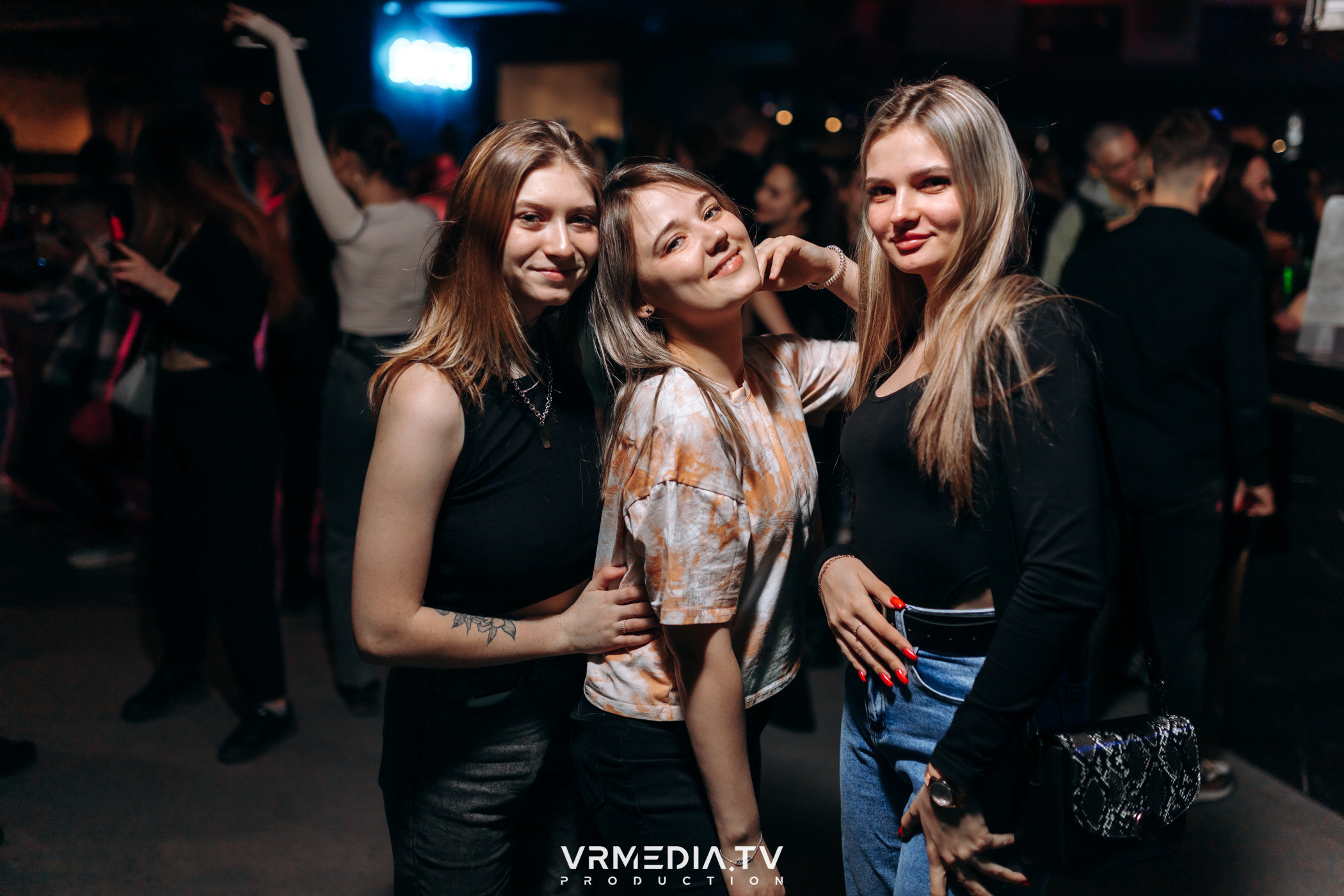 Выходные в баре «DOSKI»