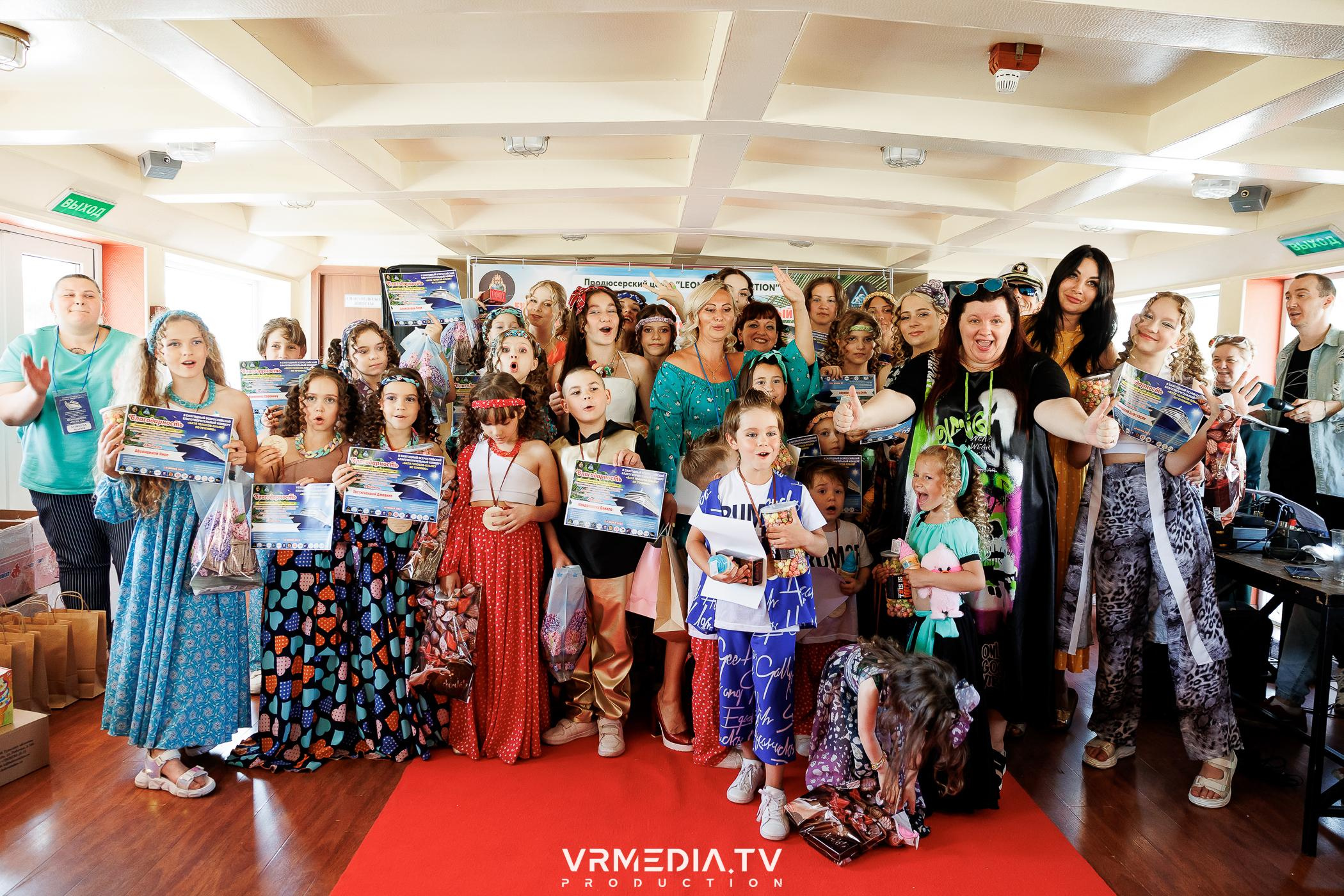 LEOMAR PRODUCTION: 8 БЛАГОТВОРИТЕЛЬНЫЙ КОНЦЕРТ «БАТЛ ГОЛОСОВ-ПЛЫВЕТ П