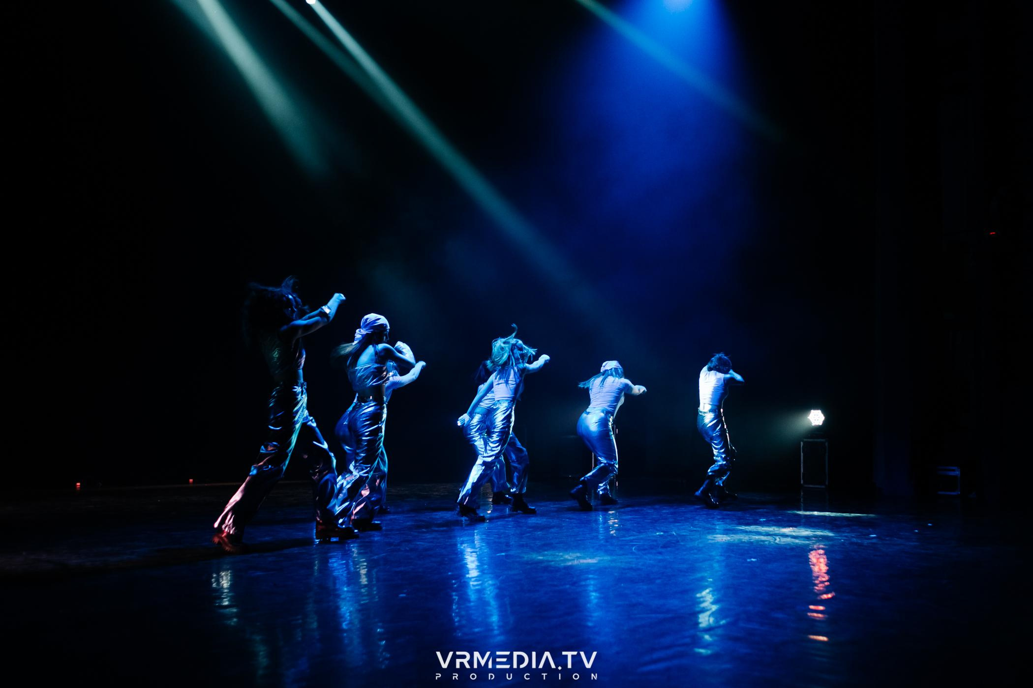 Пока все в доме