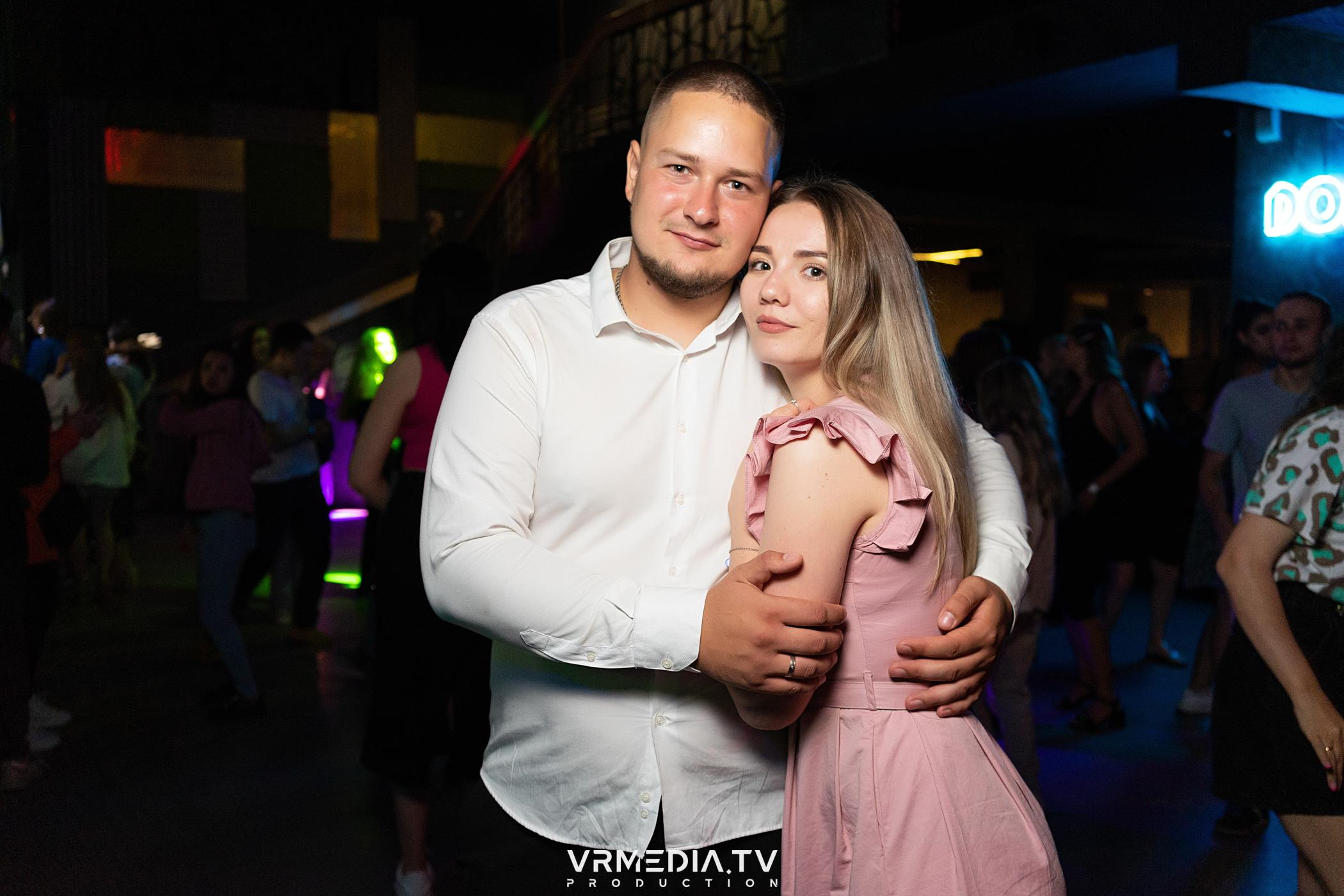 Выходные в баре «DOSKI»