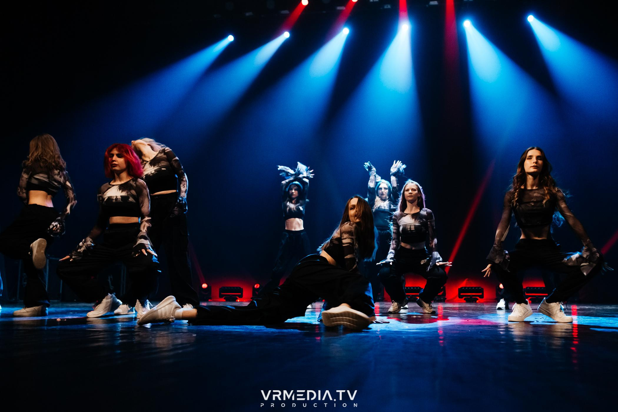 Пока все в доме