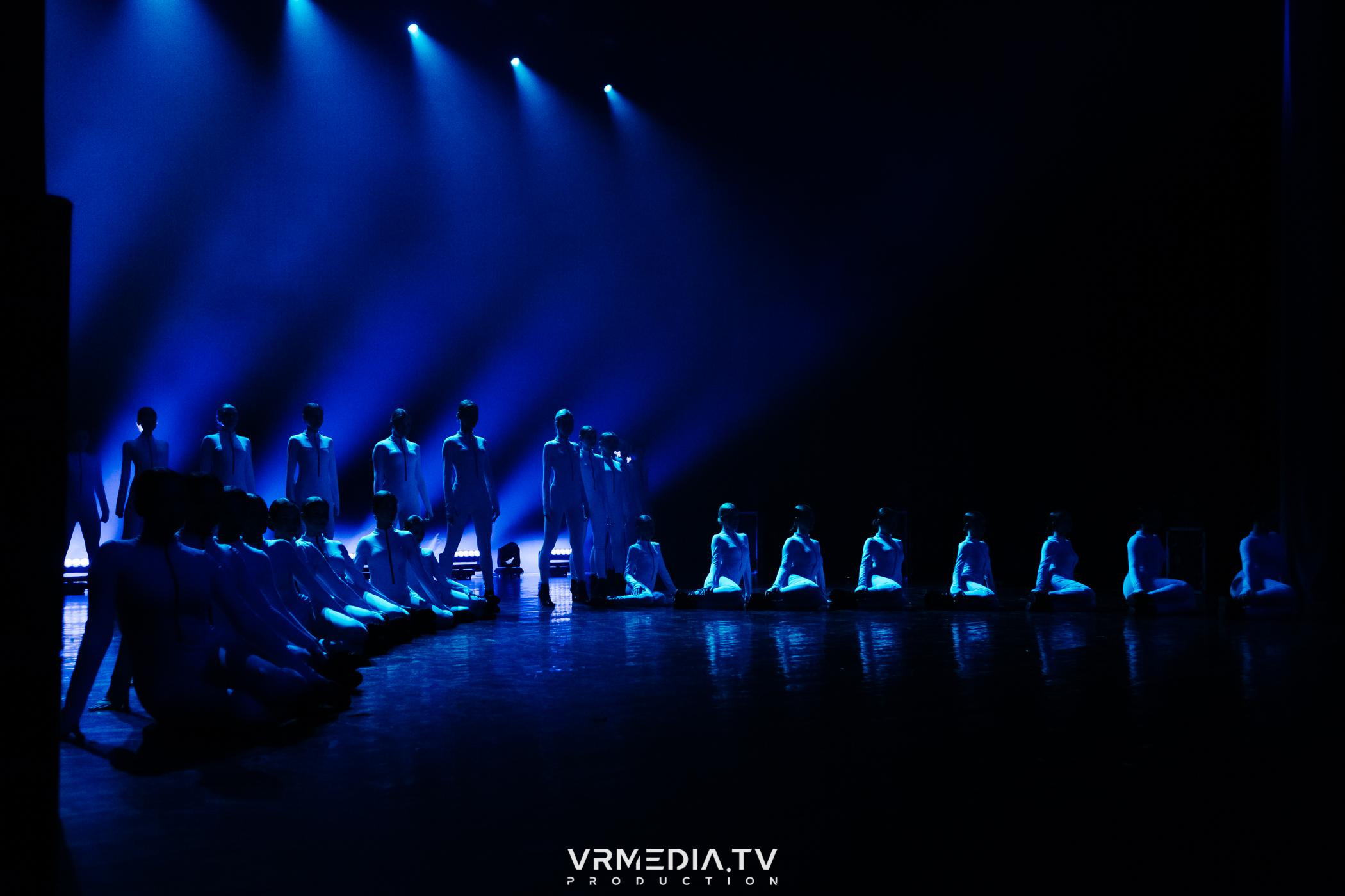 Пока все в доме