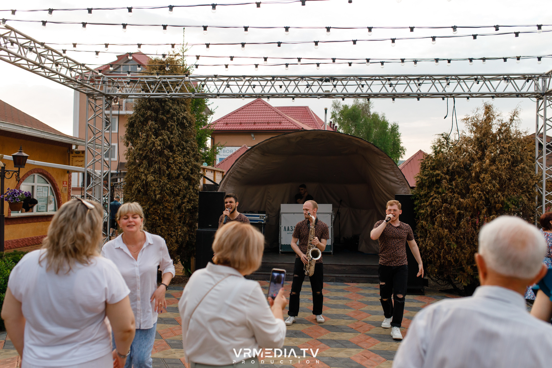 Выходные в ресторане «Лазурный берег»