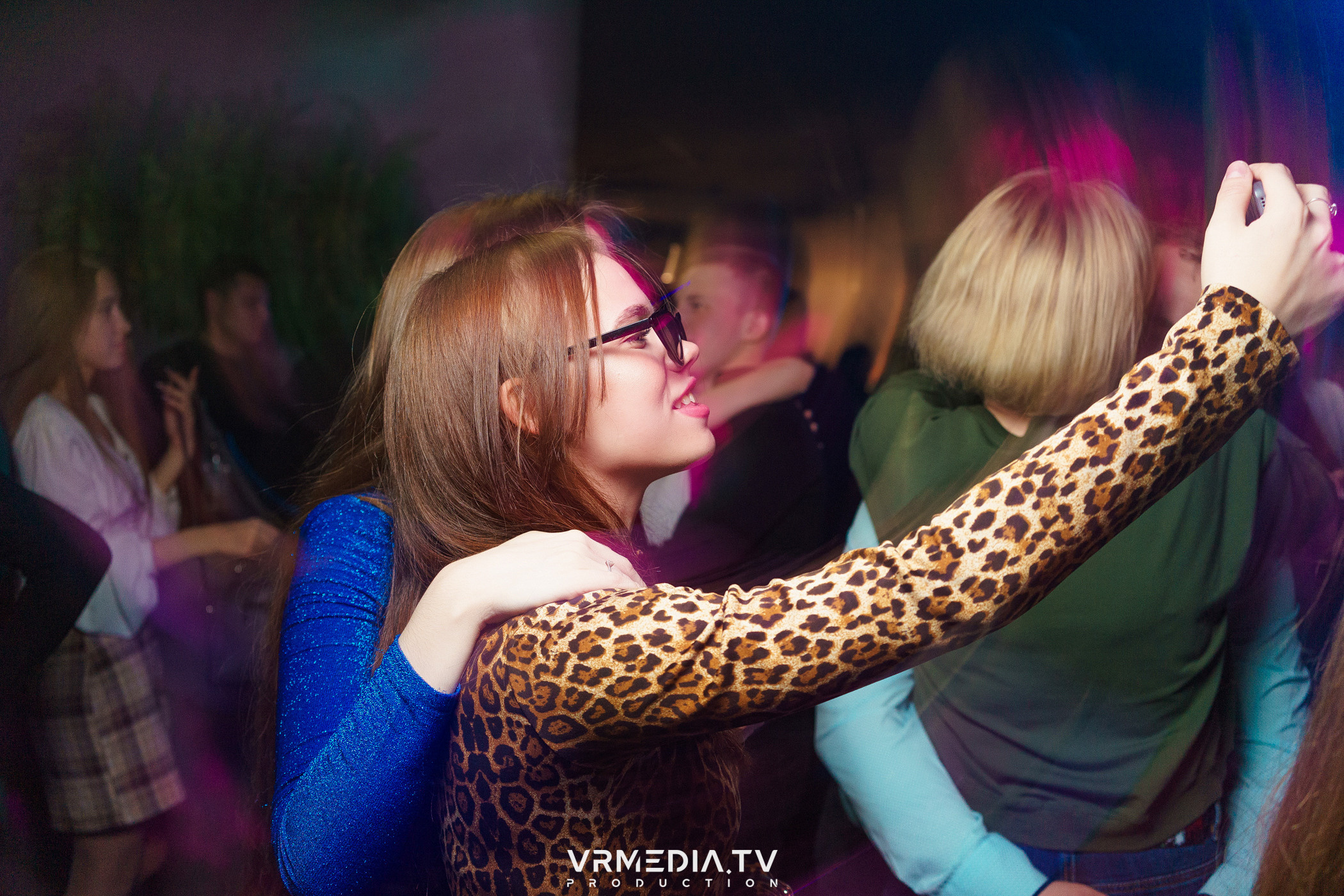 Выходные в баре «DOSKI»