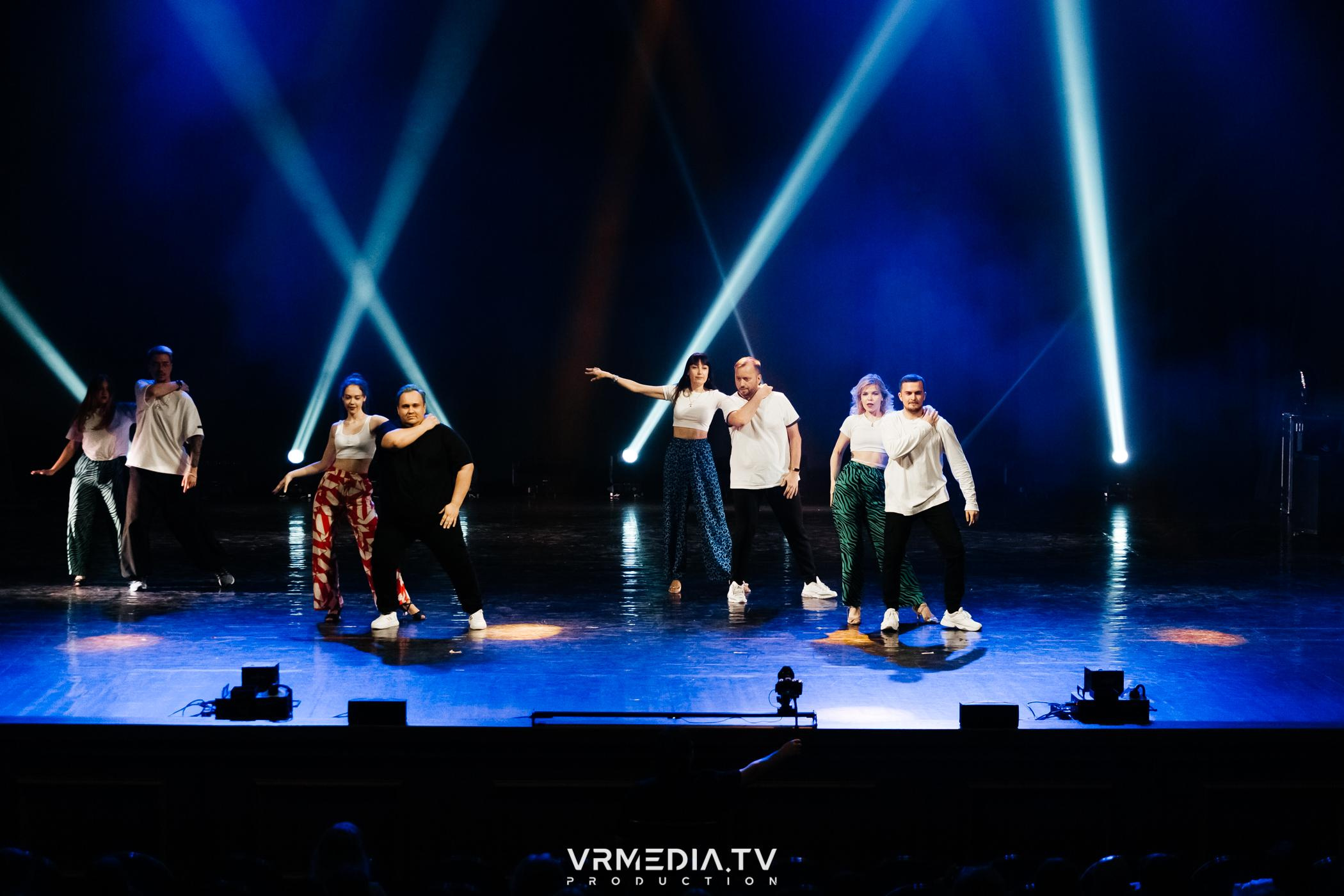 Пока все в доме