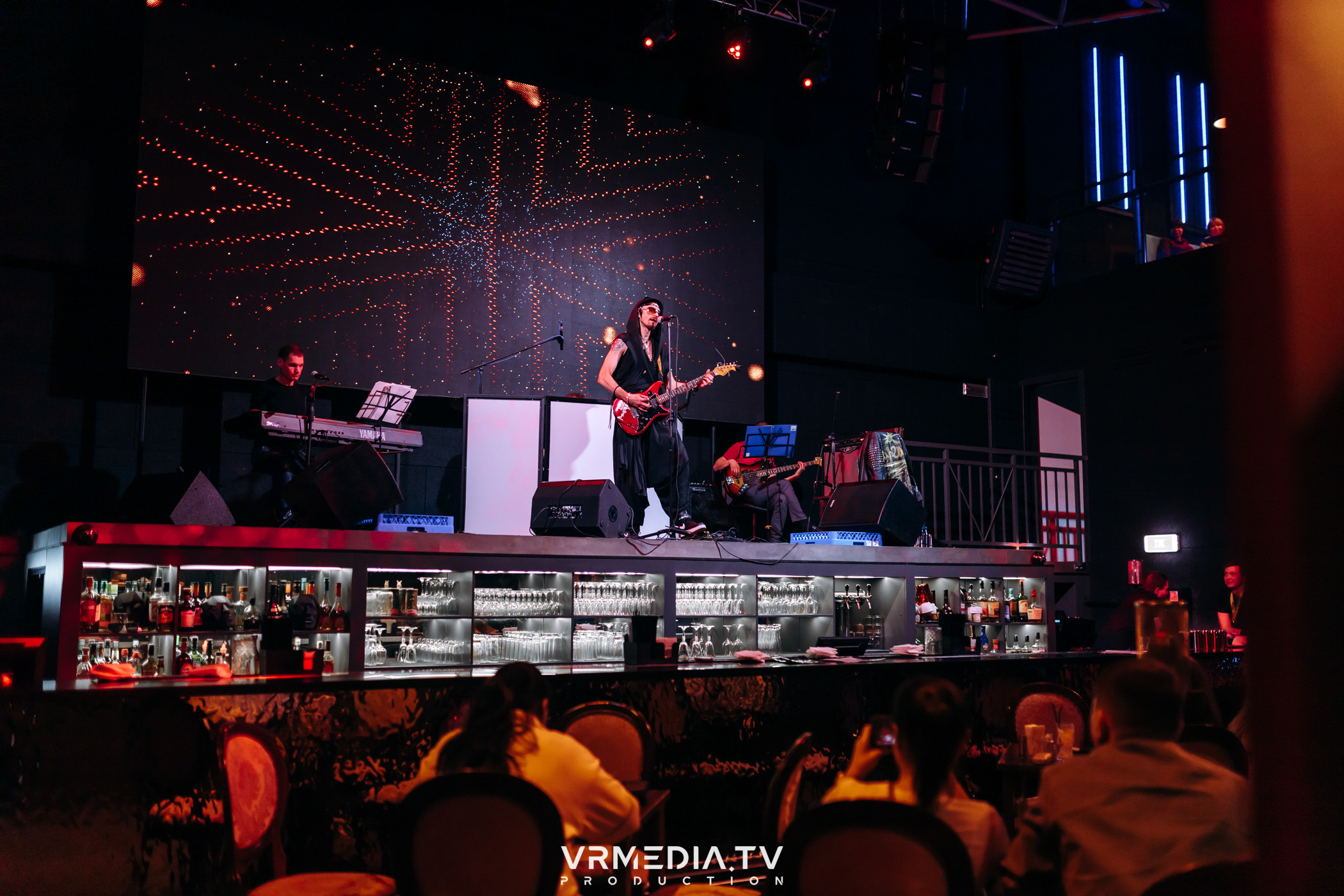 Джазовая среда: Игорь Тальков мл. и группа «МирИмиР»