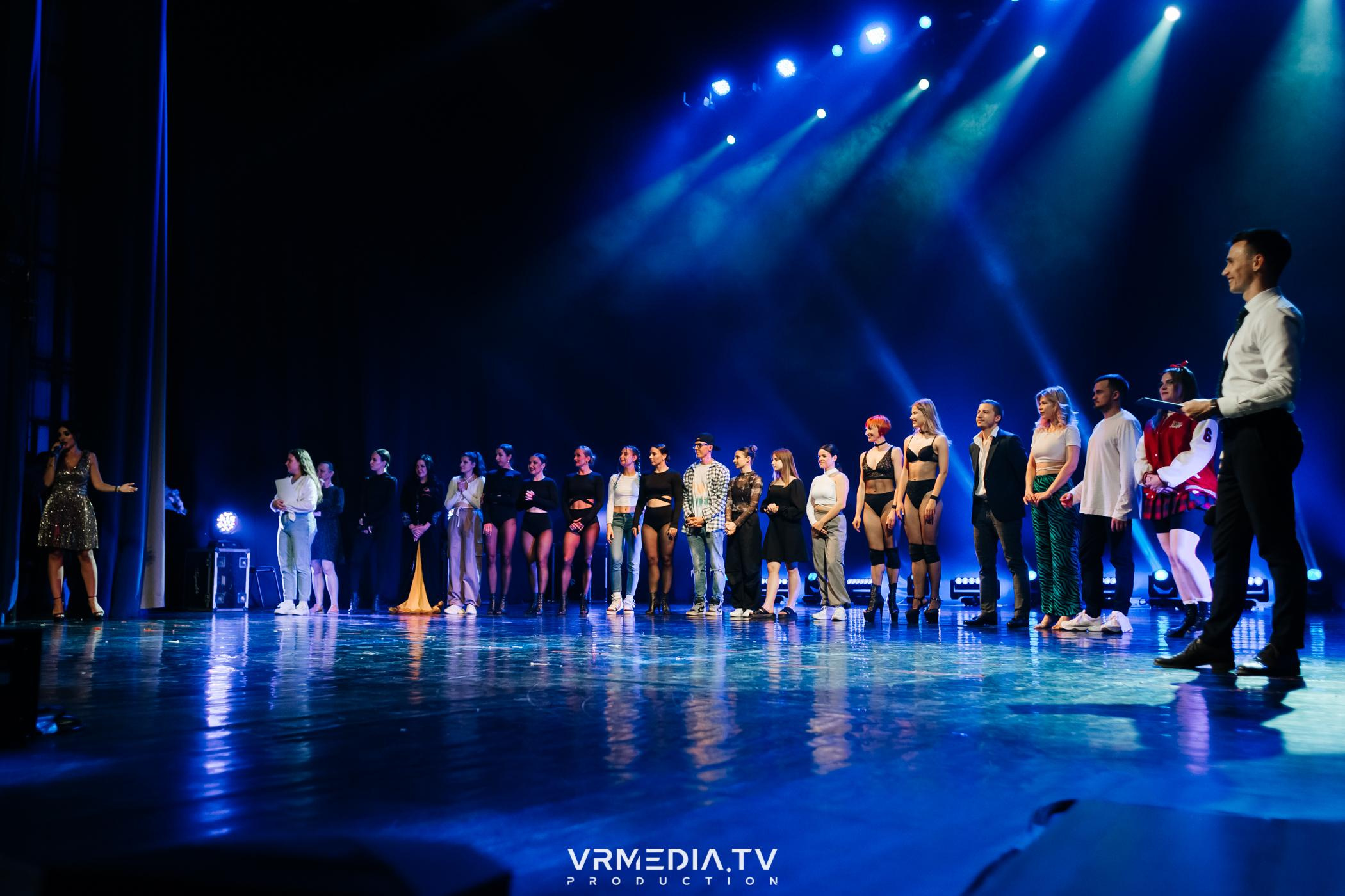 Пока все в доме