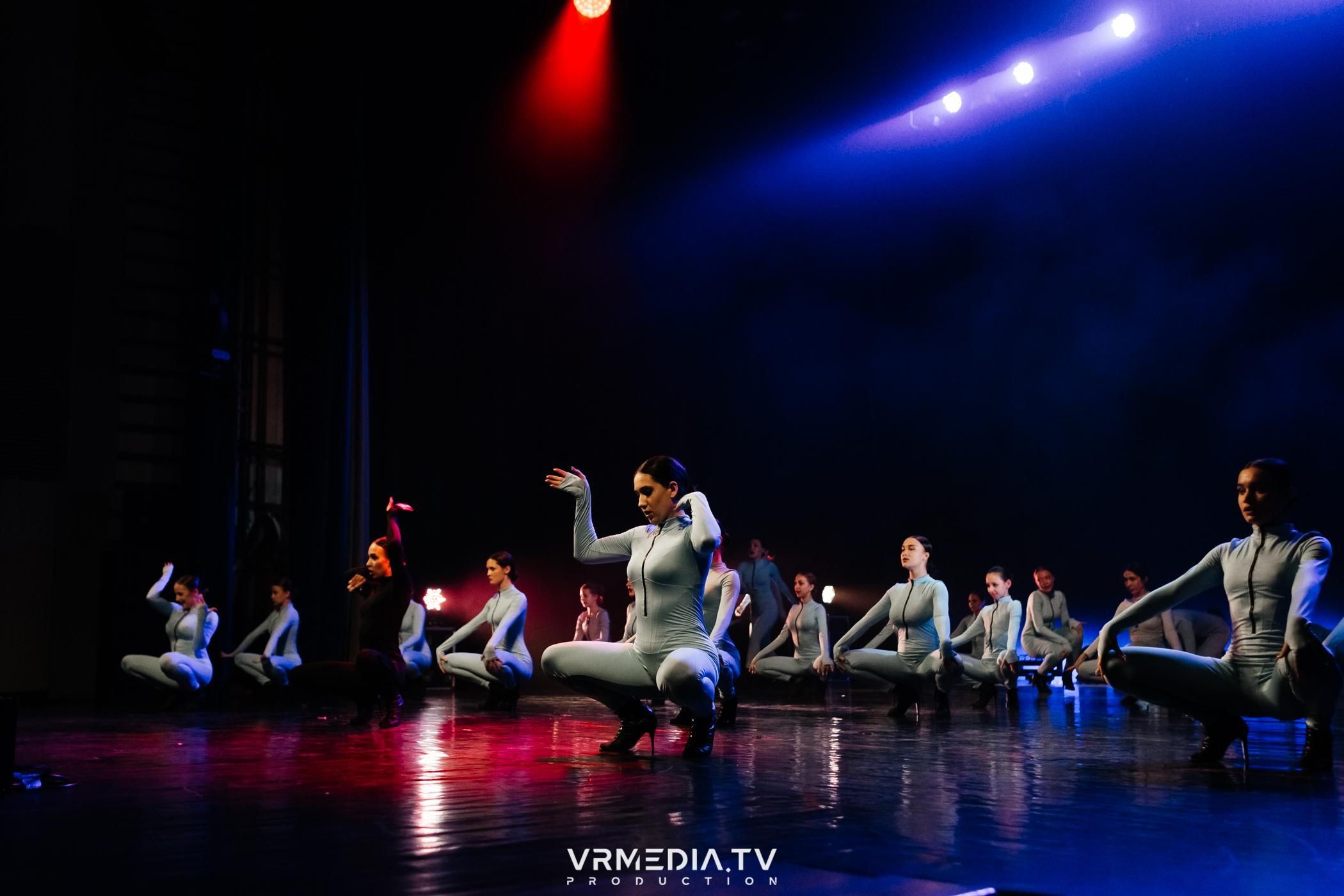 Пока все в доме