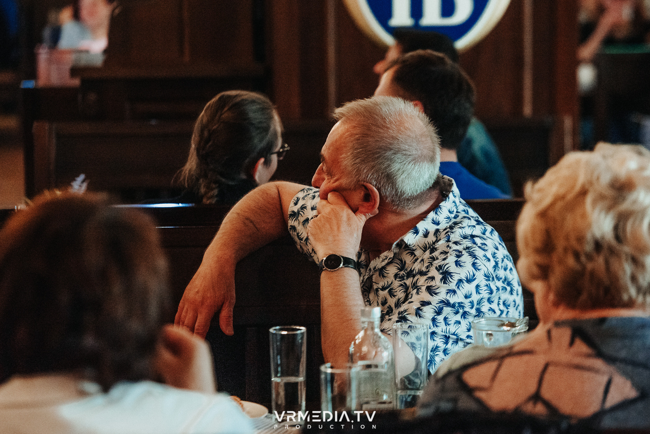 Джазовая среда: JAM SESSION