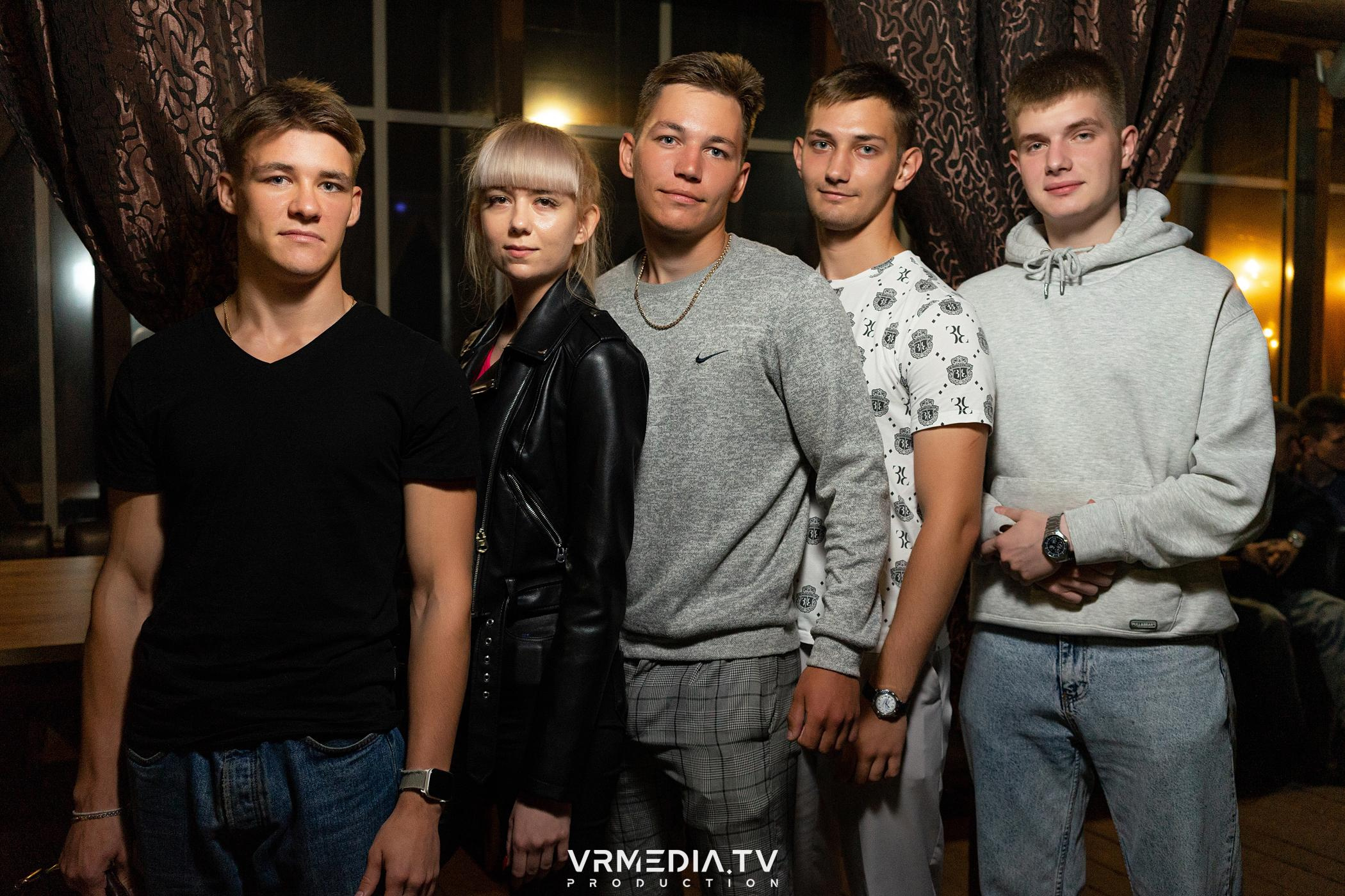 Выходные в баре «DOSKI»