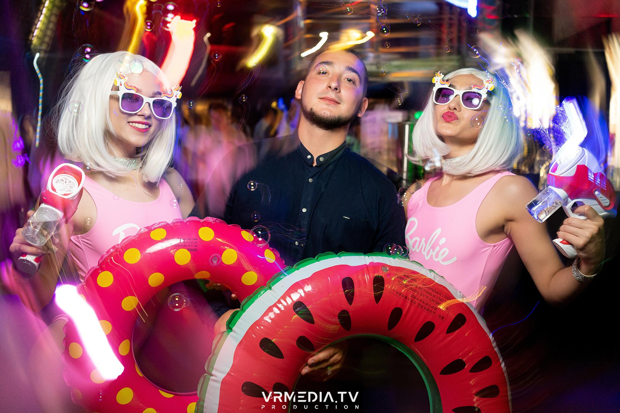 Выходные в баре «DOSKI»