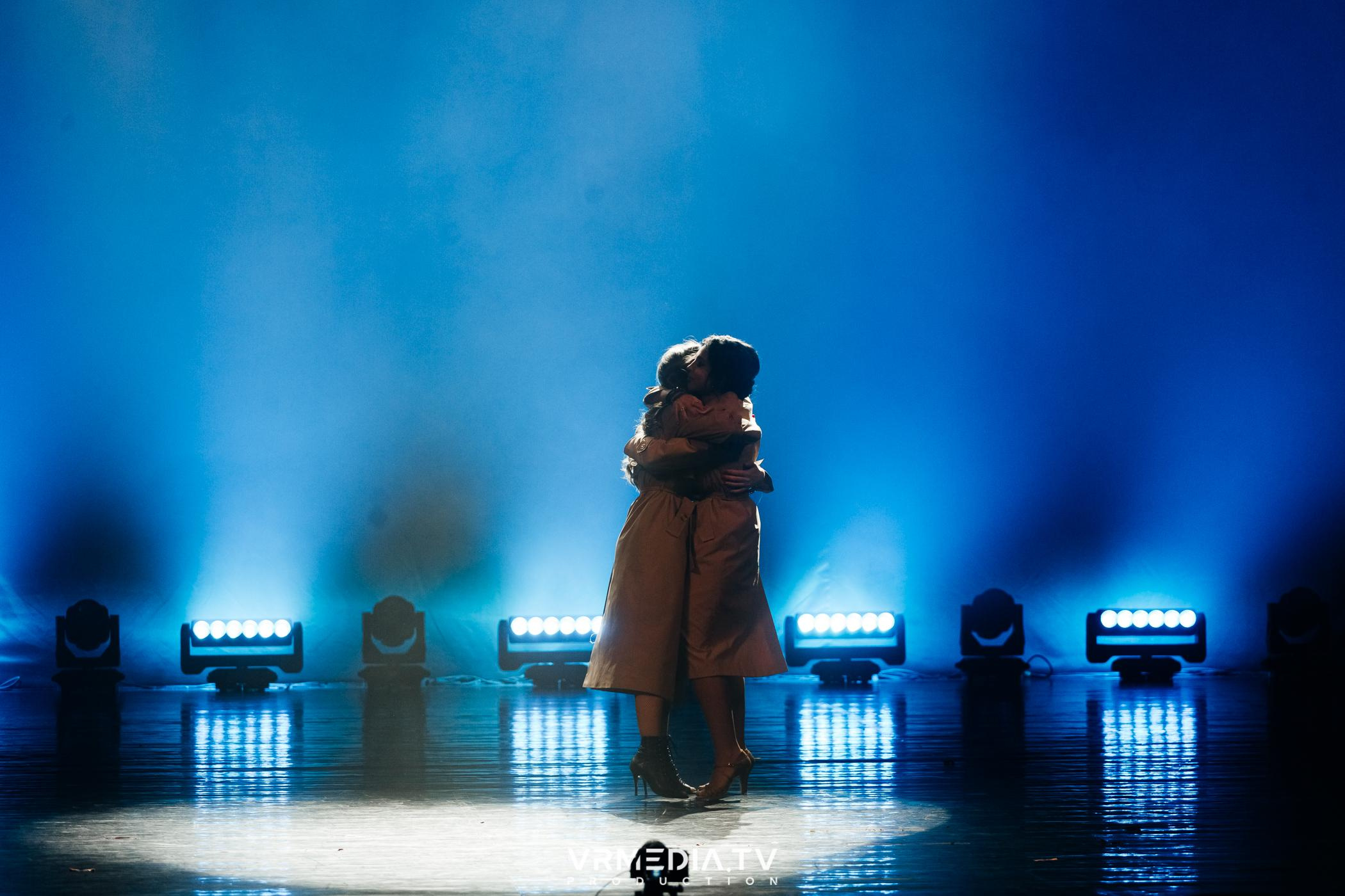 Пока все в доме