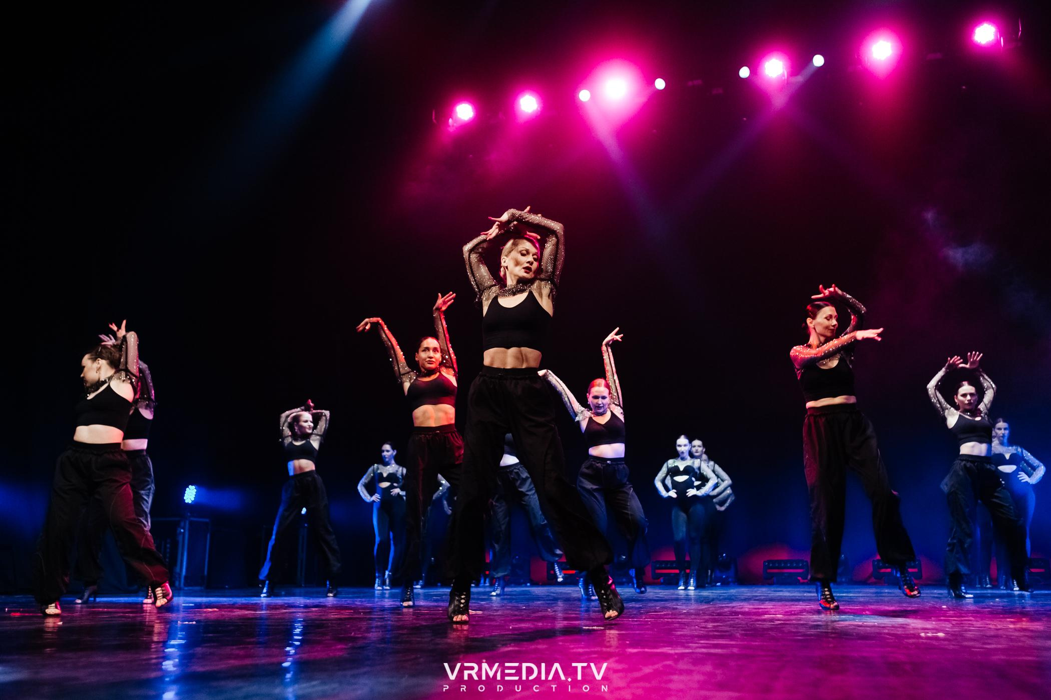 Пока все в доме